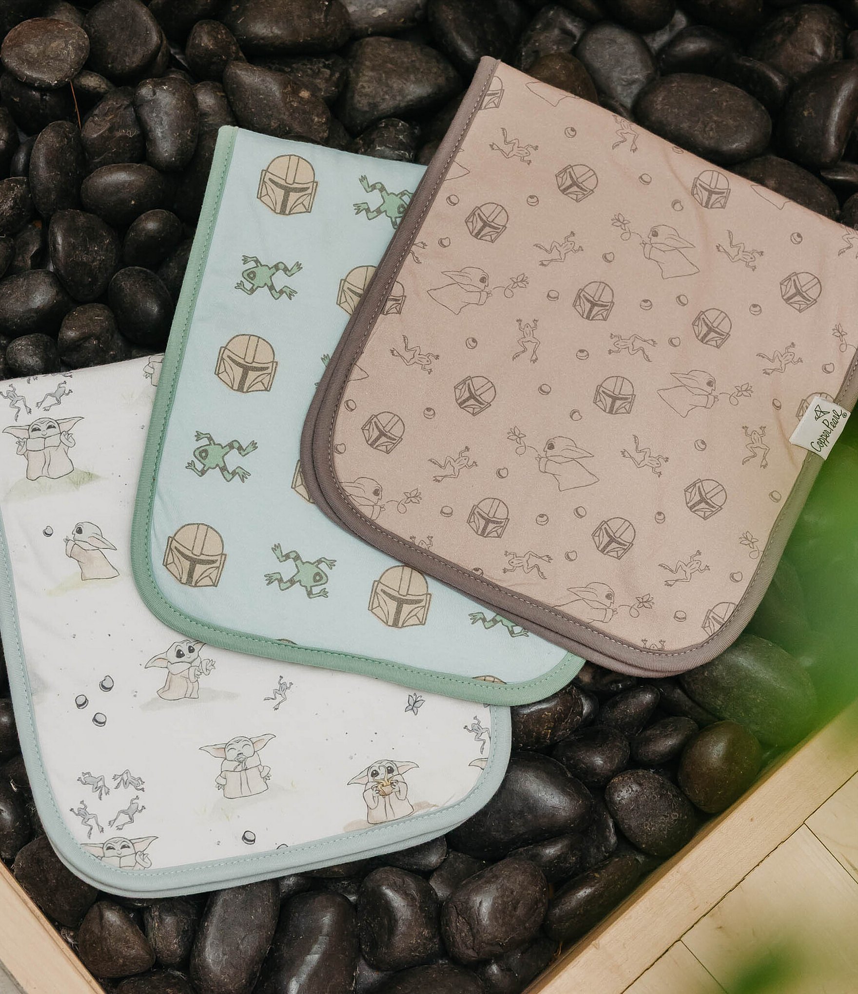 Copper Pearl Baby Boys Star Wars Grogu Burp Cloth Set