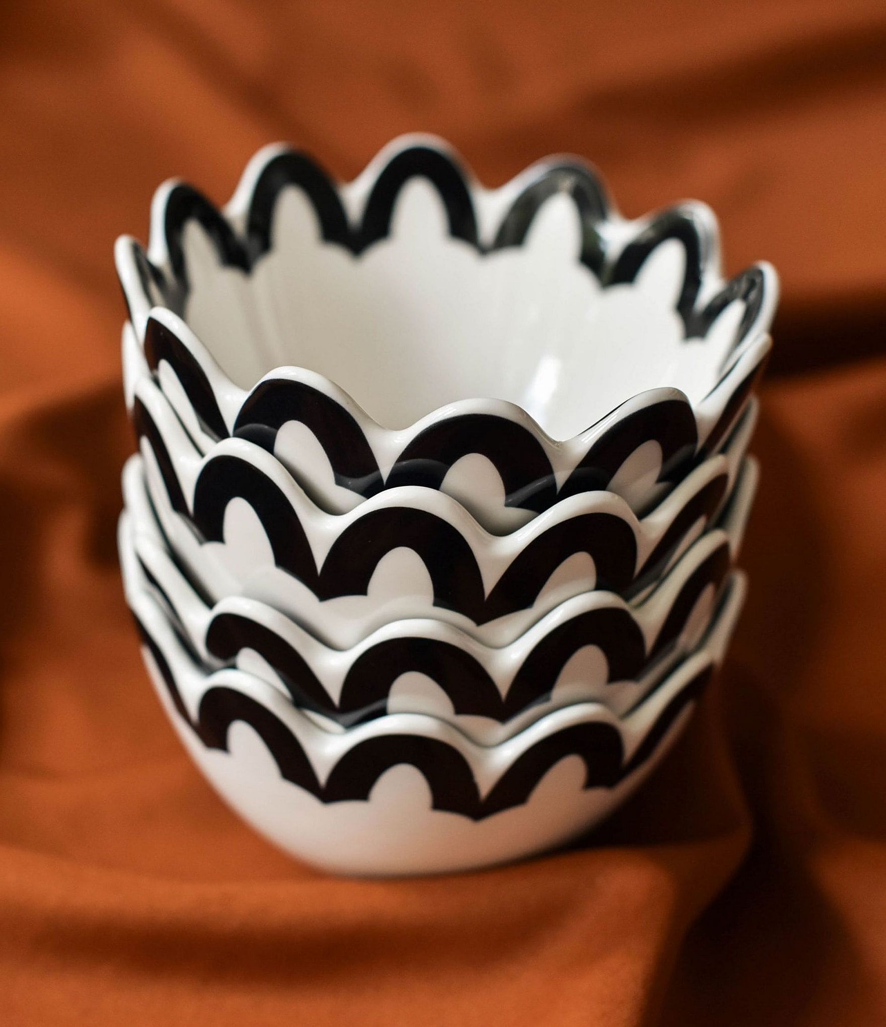 Coton Colors Black Arabesque Trim Scallop Small Bowls, Set of 4