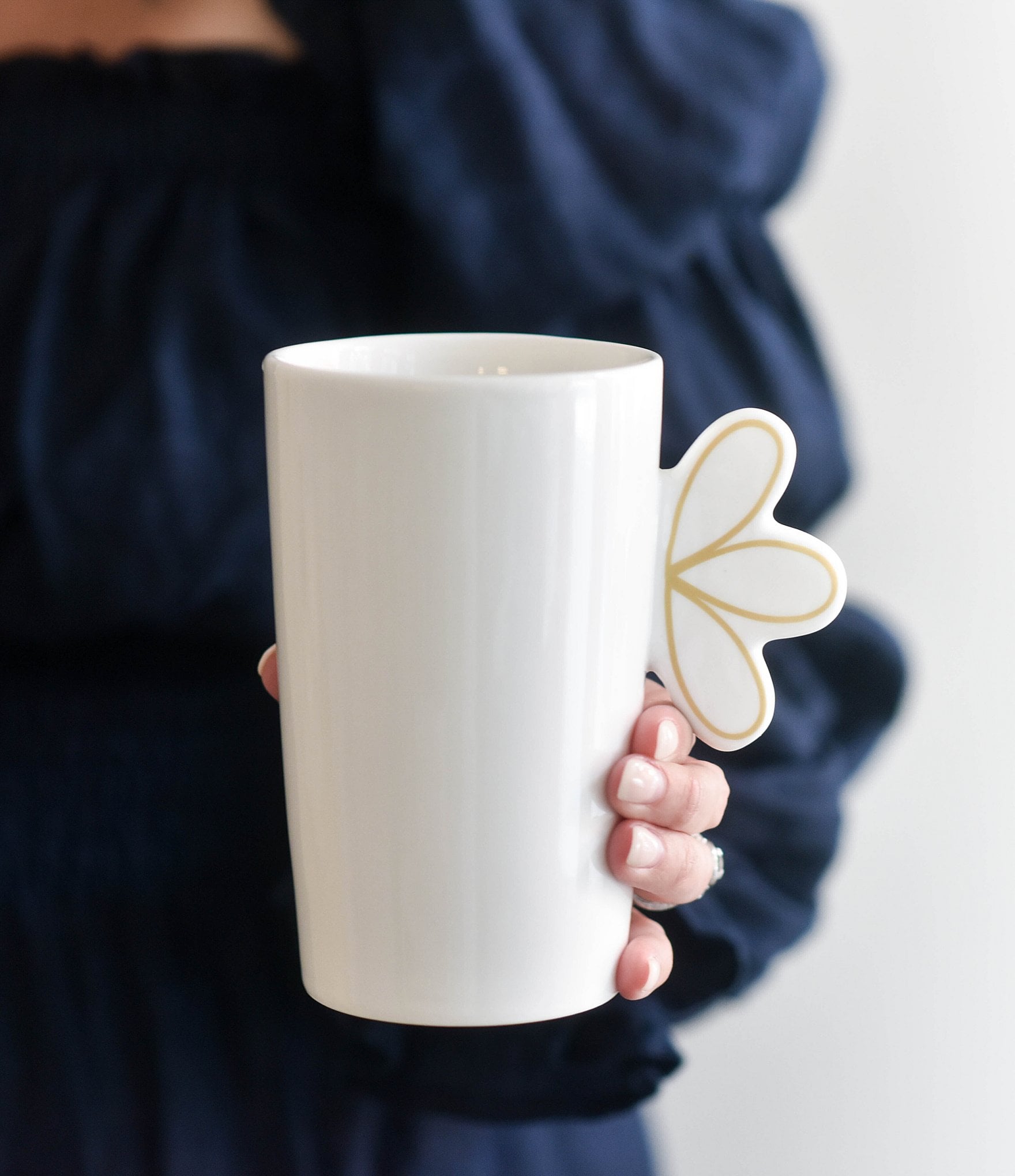 Coton Colors Deco Gold Scallop Mugs, Set of 4