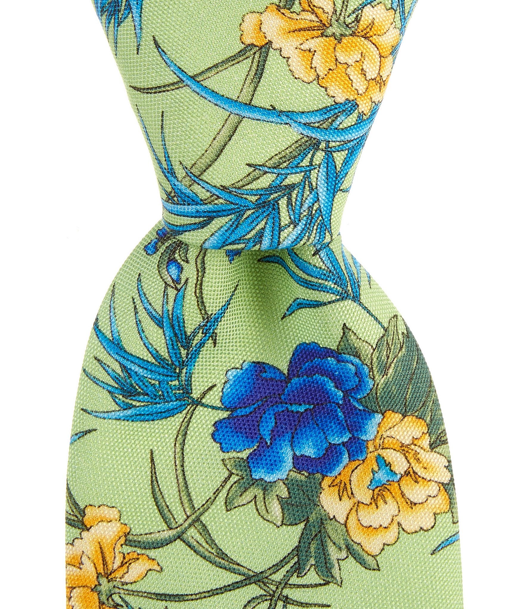 Cremieux Floral 3 1/4#double; Woven Silk Tie