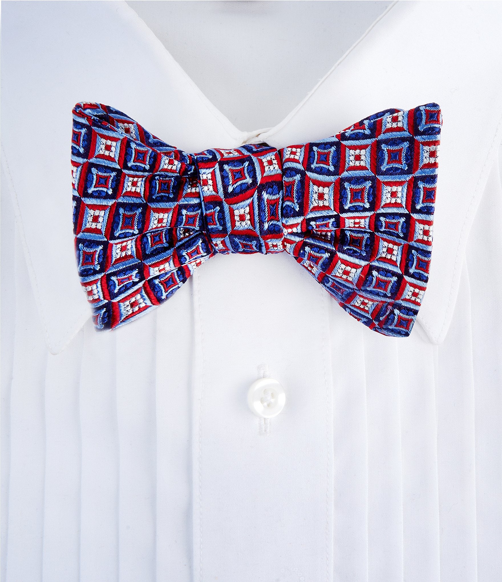 Cremieux Interlocking Diamond Print Woven Silk Bow Tie