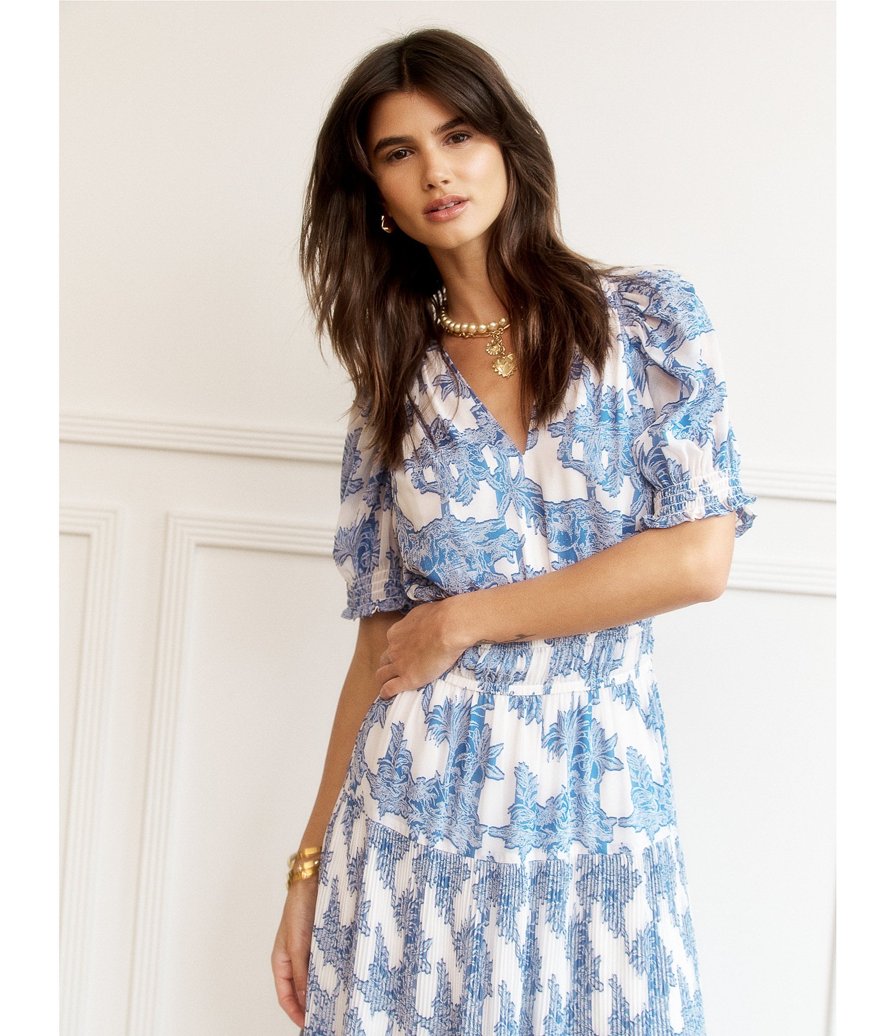 Current Air Pleated V-Neck Short Sleeve Midi Dress