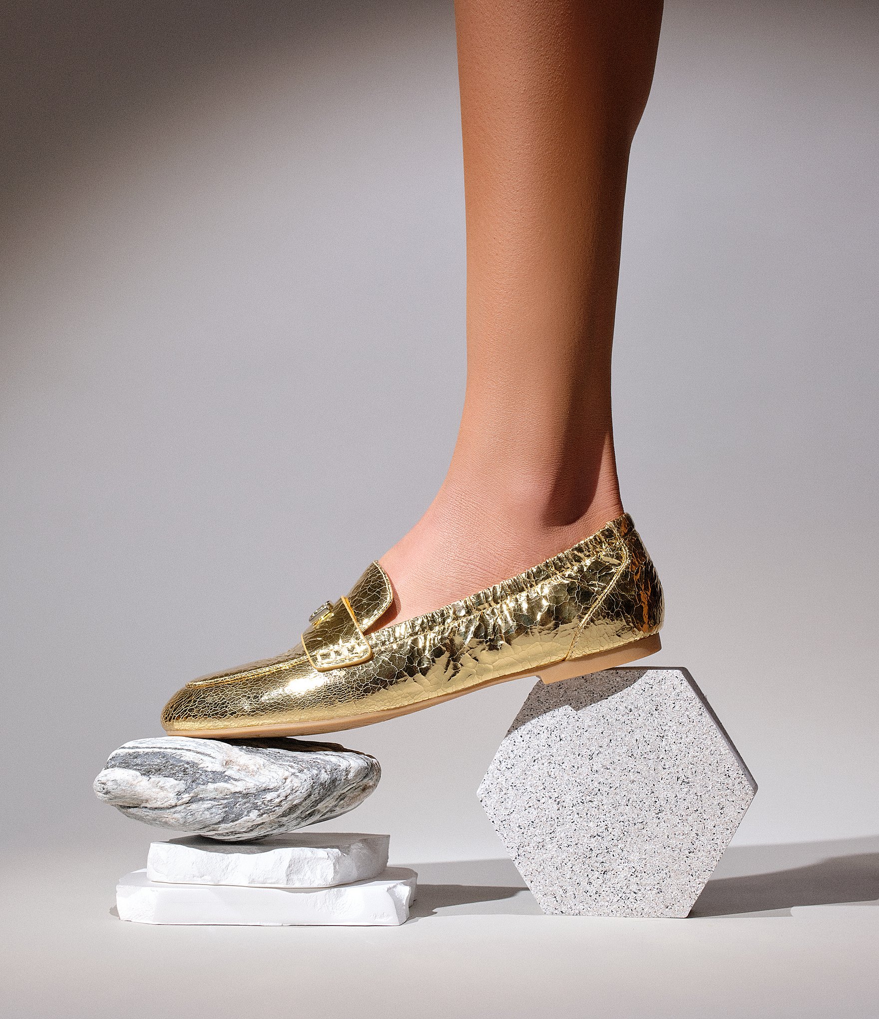 Deltan James Crinkle Metallic Leather Logo Hardware Loafers