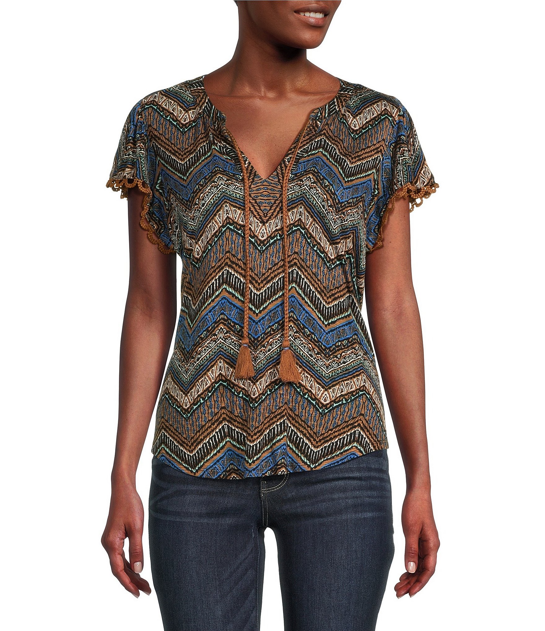 Democracy Chevron Print Knit Braided Split V-Neck Short Flutter