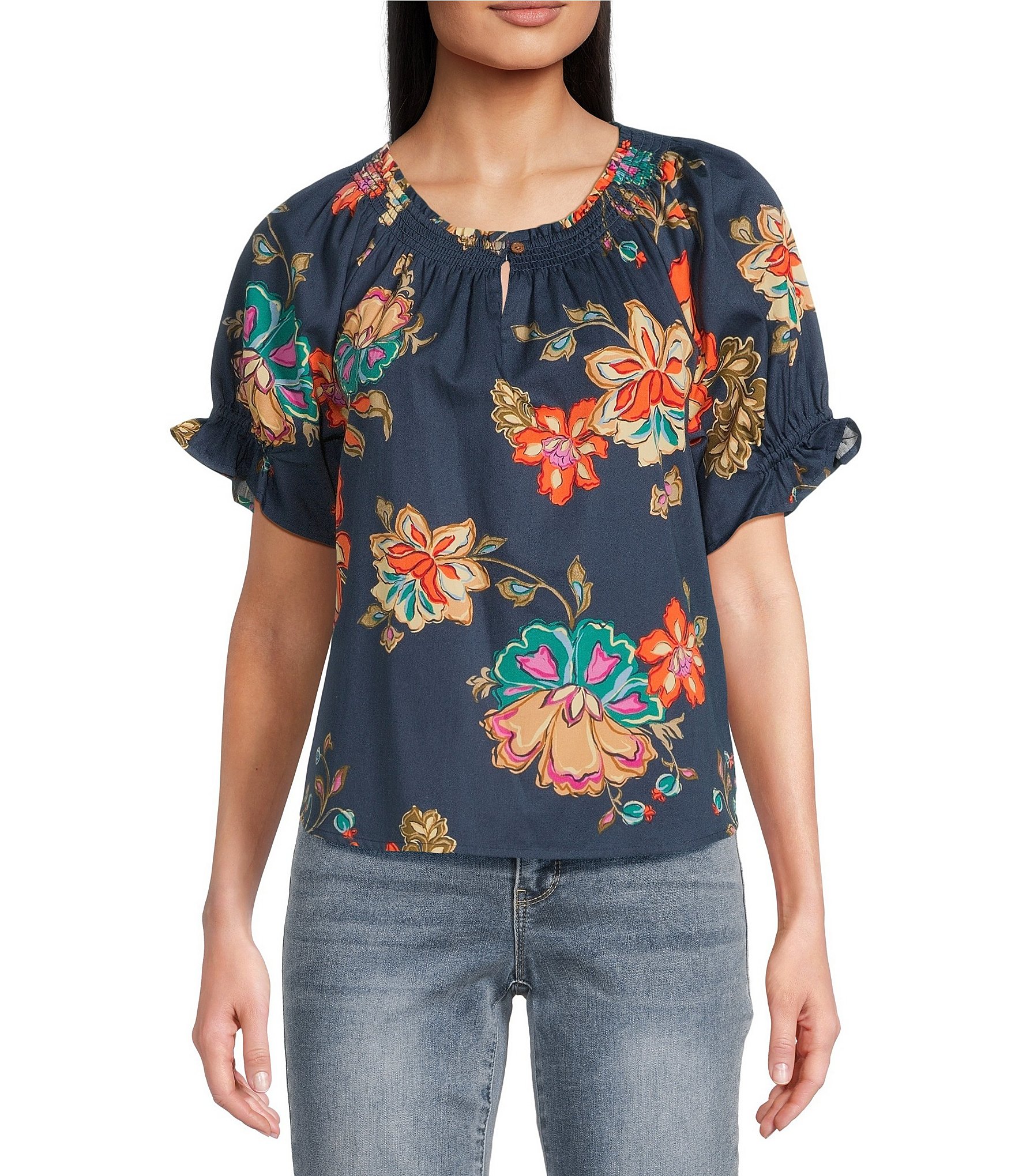 Democracy Petite Size Woven Floral Split Smock Neck Short