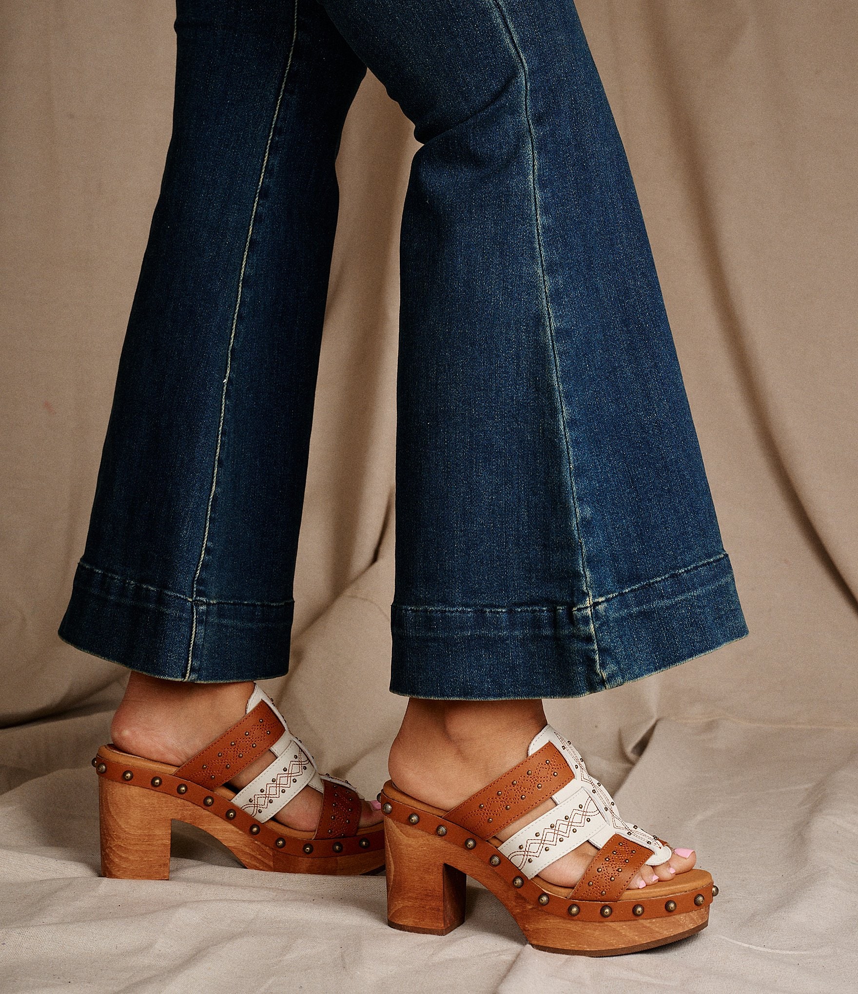 Dingo Chateau Studded Leather Platform Slide Sandals