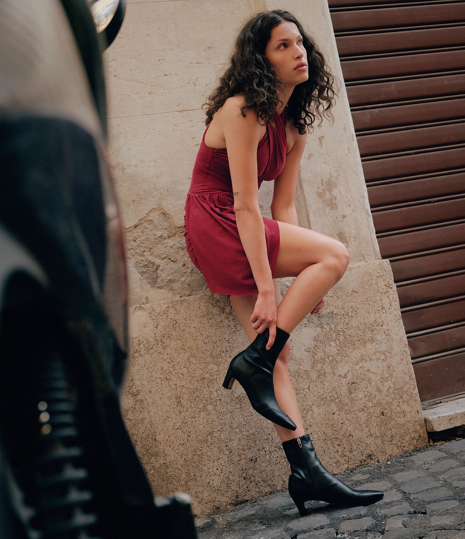 Dolce Vita Anika Leather Wing Tip Kitten Heel Booties