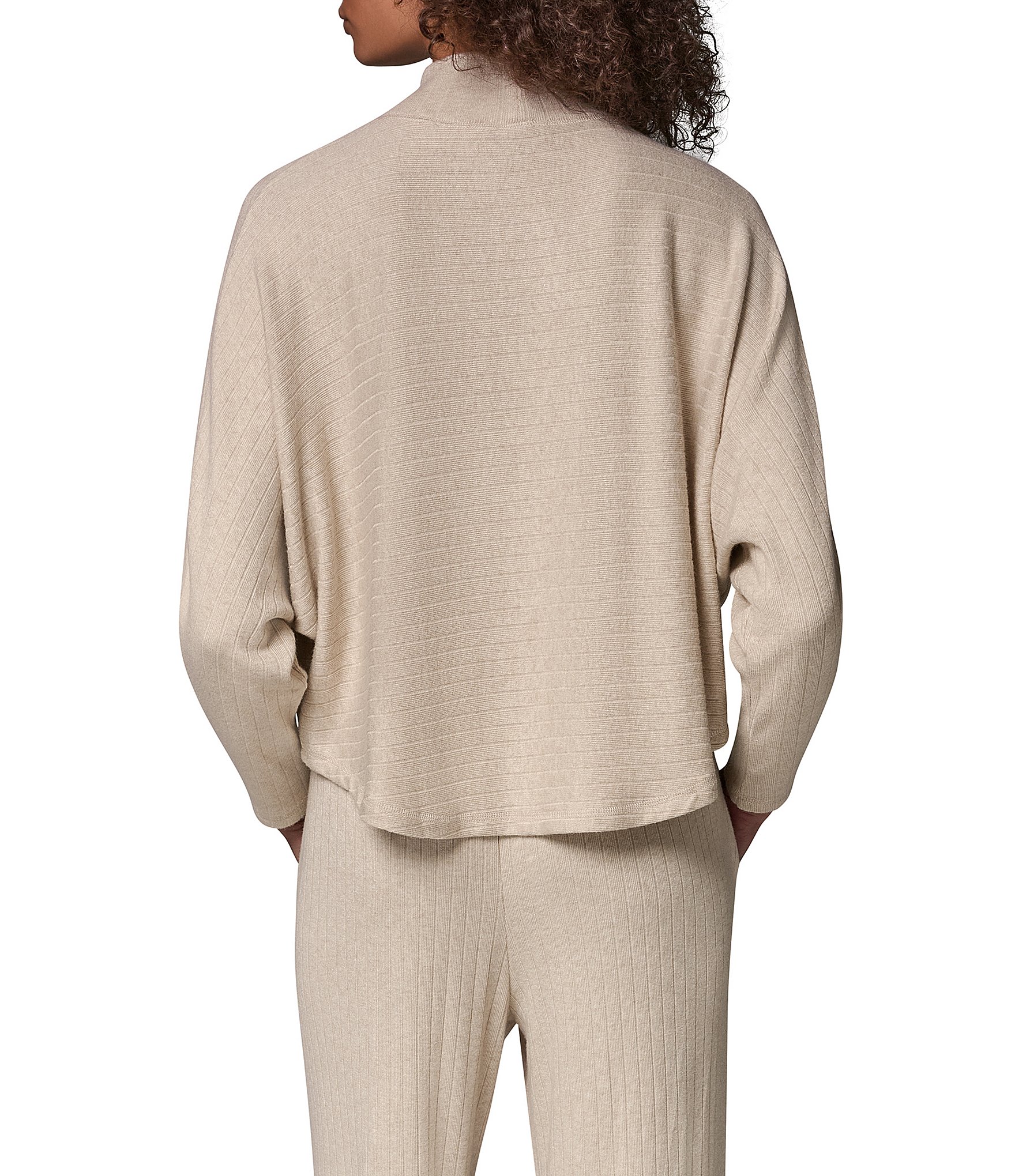Donna Karan Knit Turtle Neck Long Sleeve Top