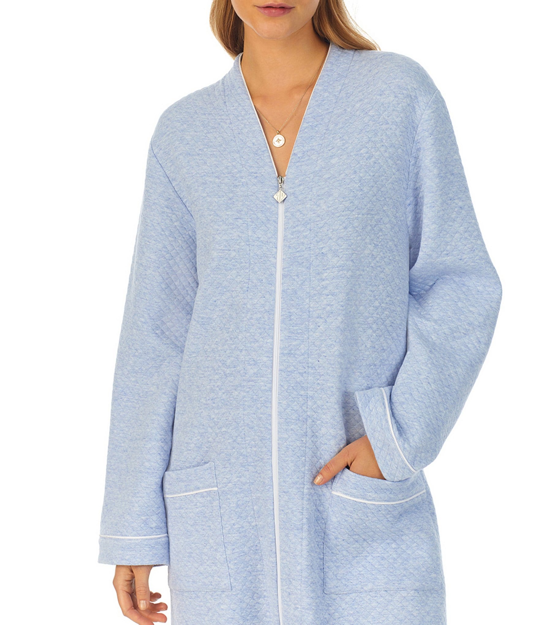 Eileen West Waltz Diamond Quilted Long Sleeve Zip-Front Waltz Robe