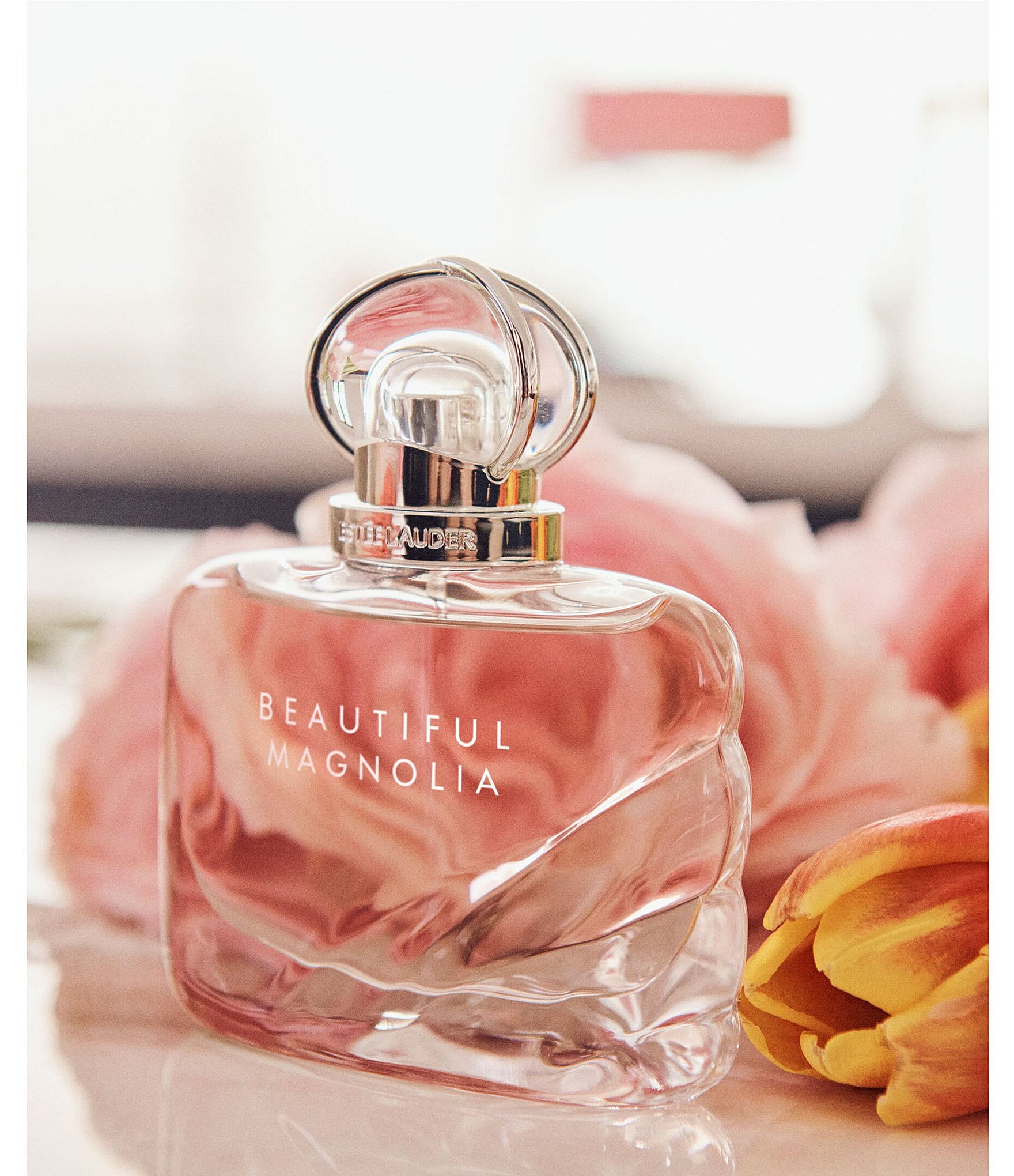 Estee Lauder Beautiful Magnolia Eau de Parfum Spray