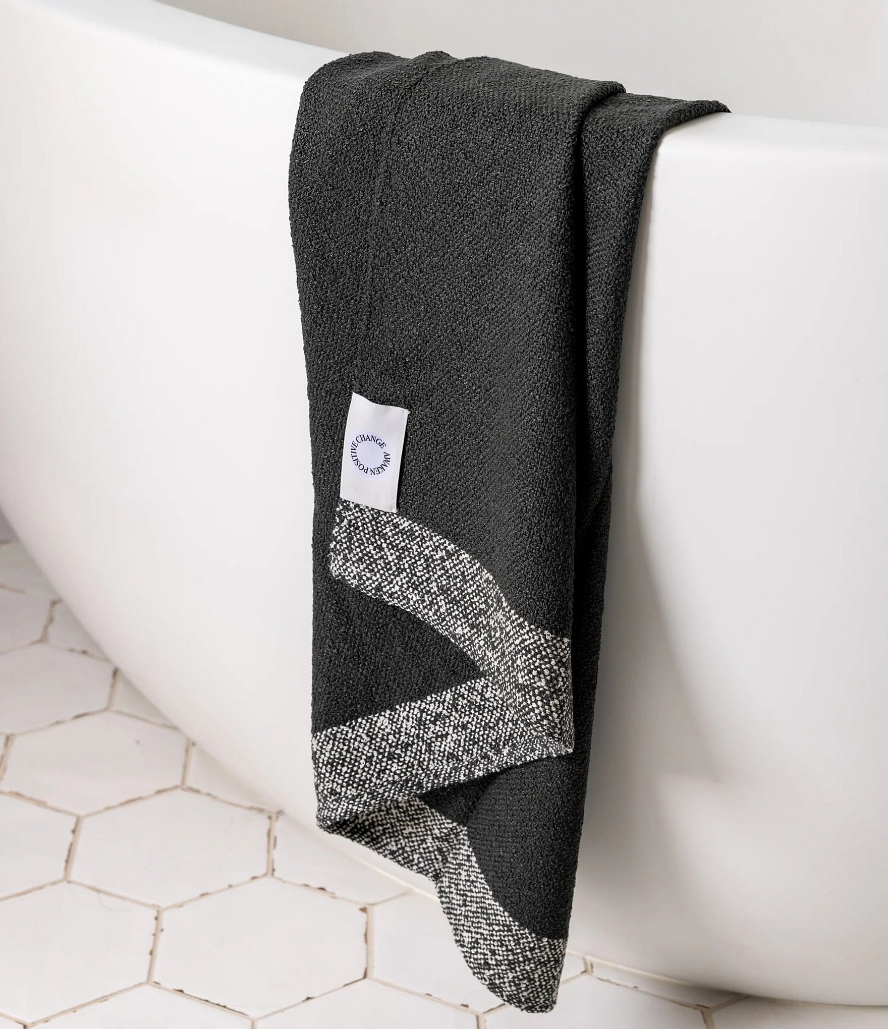 ettitude Luxe Bamboo Boucle Towel