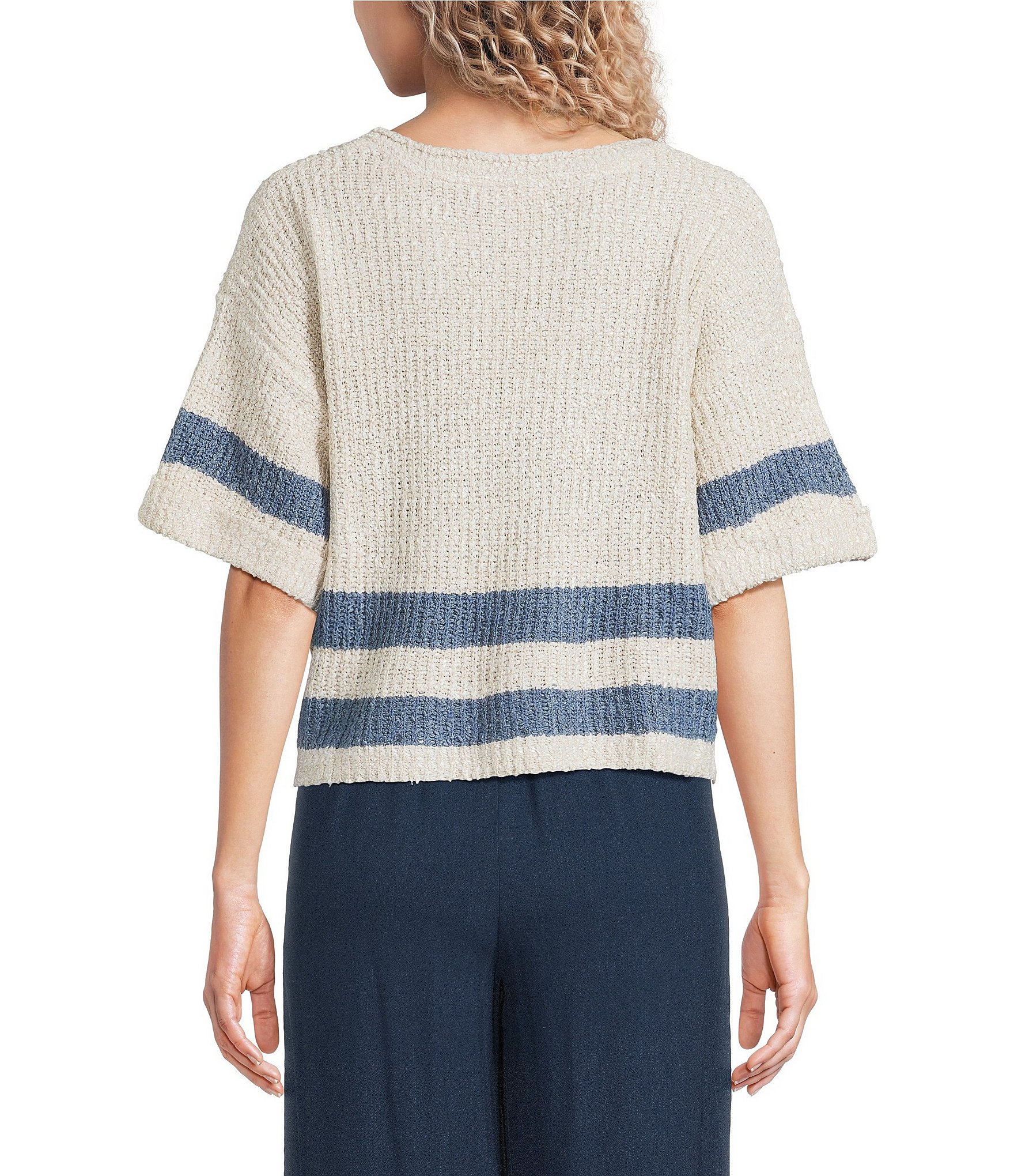 Evolutionary Split V-Neck Short Sleeve Sweater