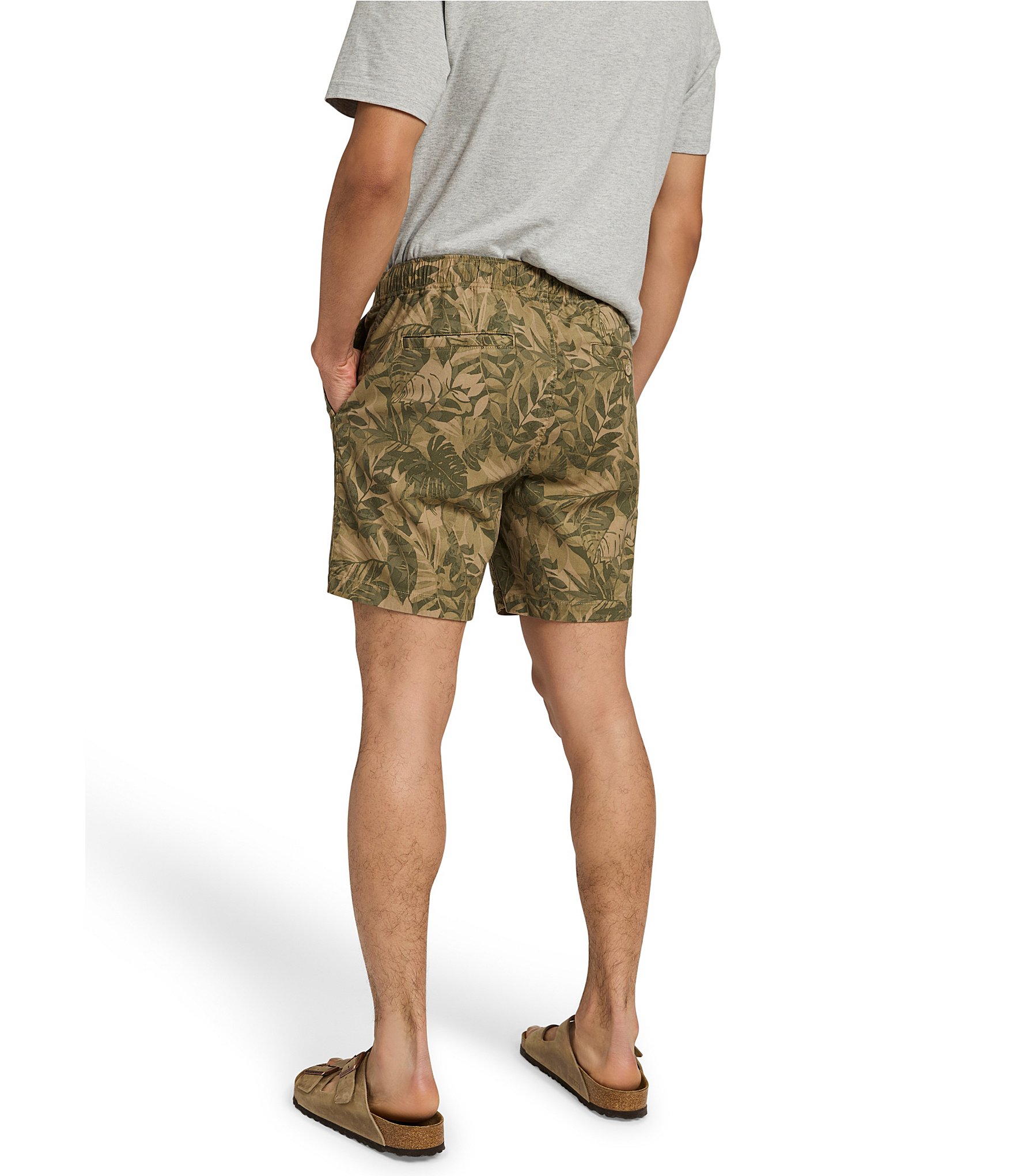 Faherty Essential 6.5#double; Inseam Olive Jungle Tropical Shorts