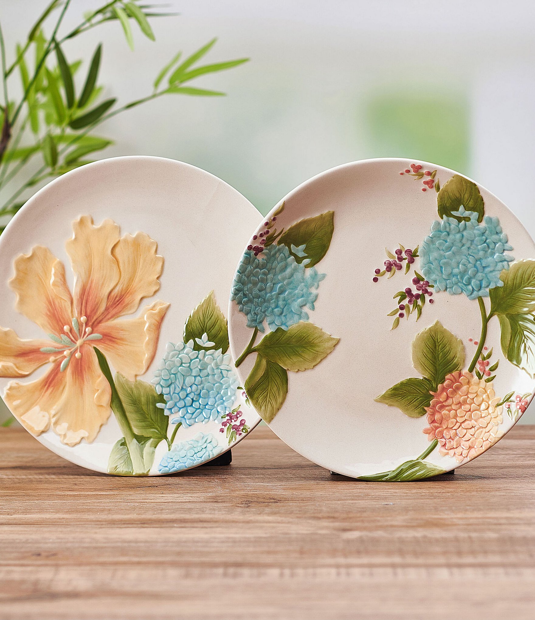 Fitz And Floyd Meadow Floral Plates, Set of 2