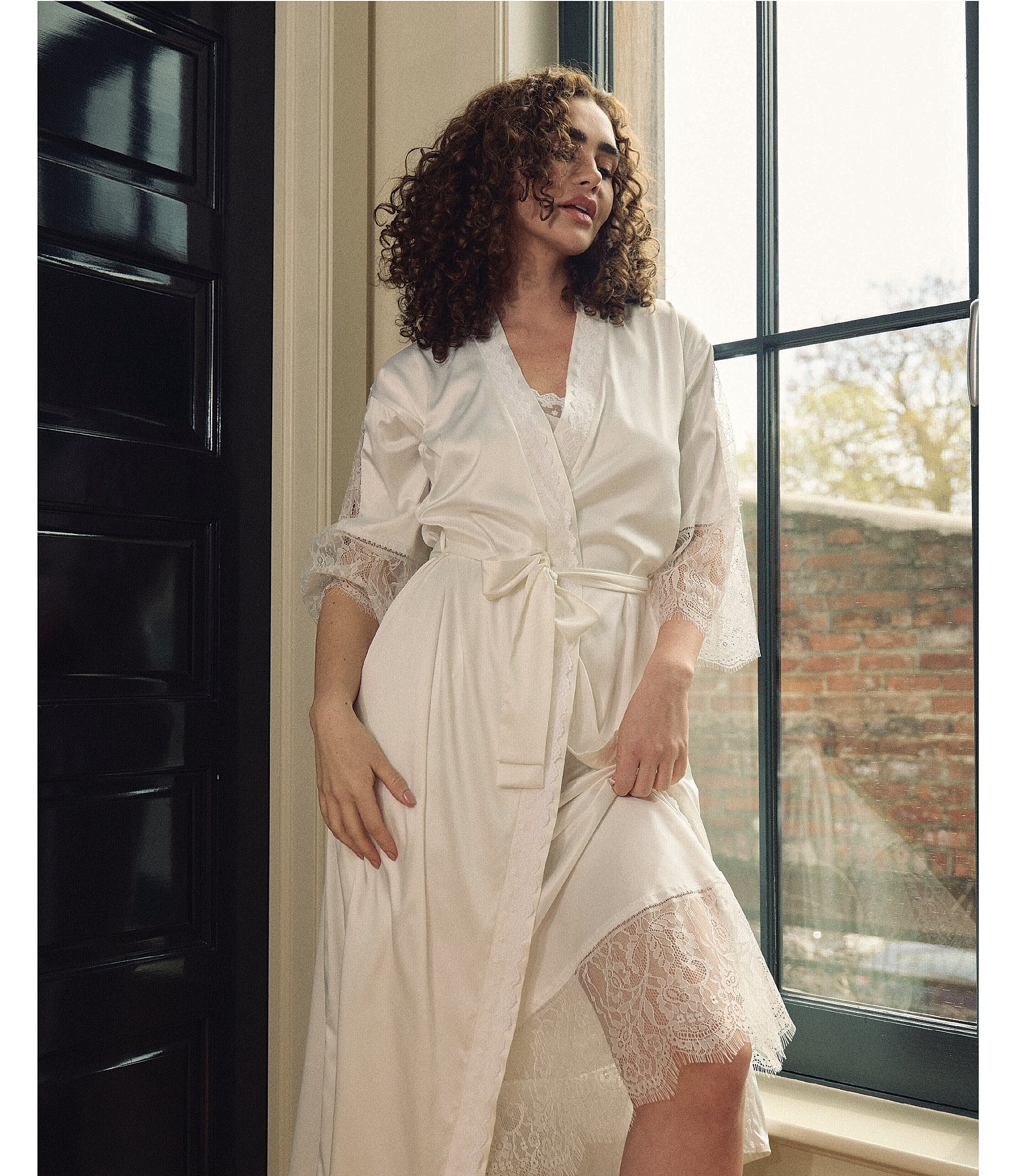 Flora Nikrooz Skyler Luxe Long Sleeve Stretch Satin Long Robe