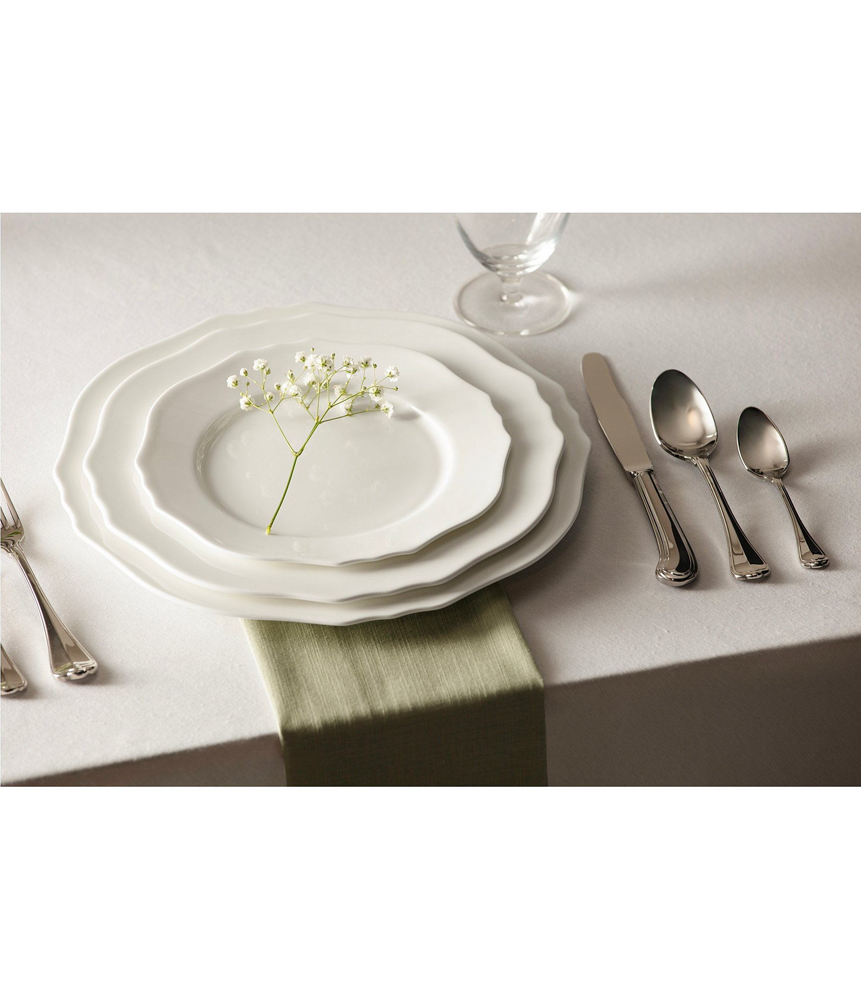 Fortessa San Marco 5-Piece Stainless Steel Flatware Set