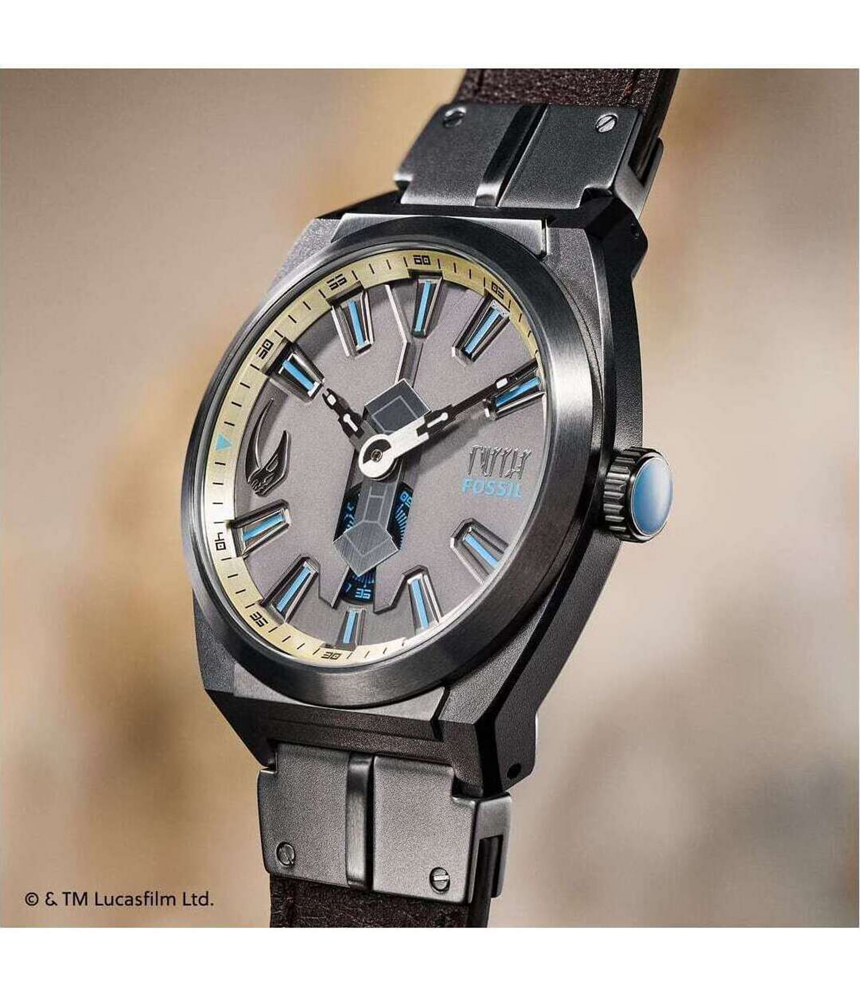 Fossil Men's Limited Edition Star Wars Mandalorian Everett Quartz Three-Hand Leather Strap Watch Set