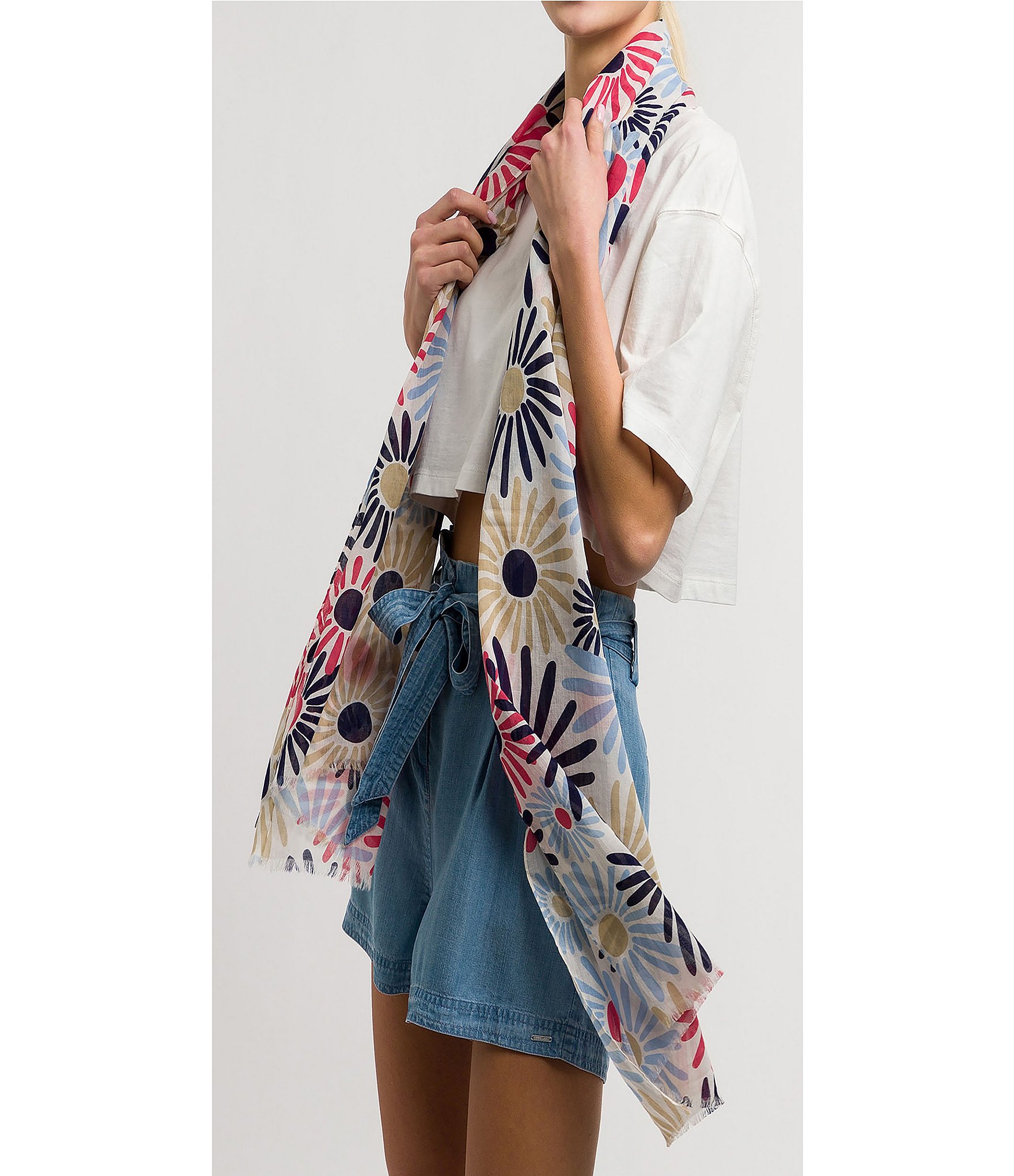 Fraas Daisy Floral Power Oblong Scarf