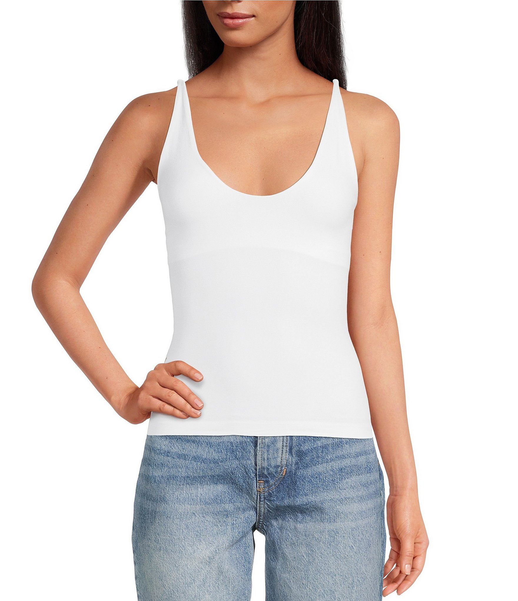 Free People Seamless Form Fitting Sleeveless Scoop Neck Cami