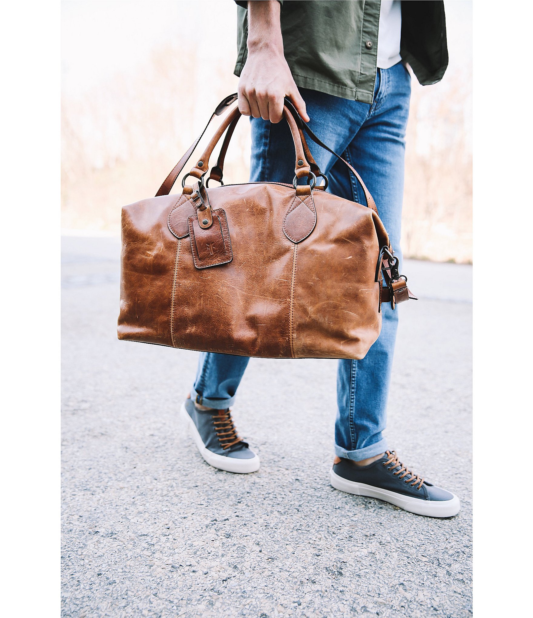 Frye Logan Overnight Leather Weekender Duffle Bag