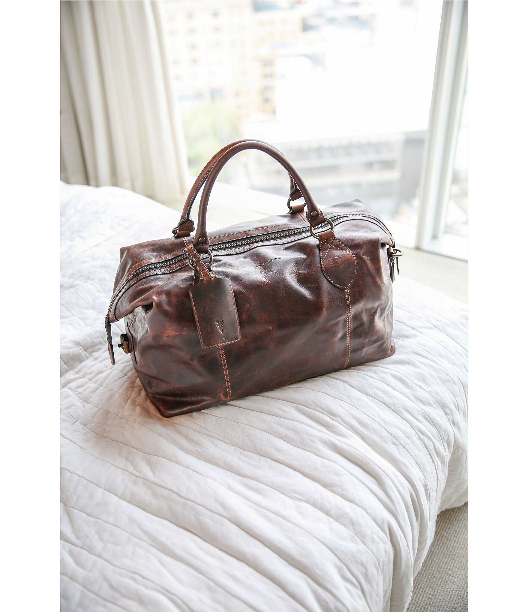 Frye Logan Overnight Leather Weekender Duffle Bag