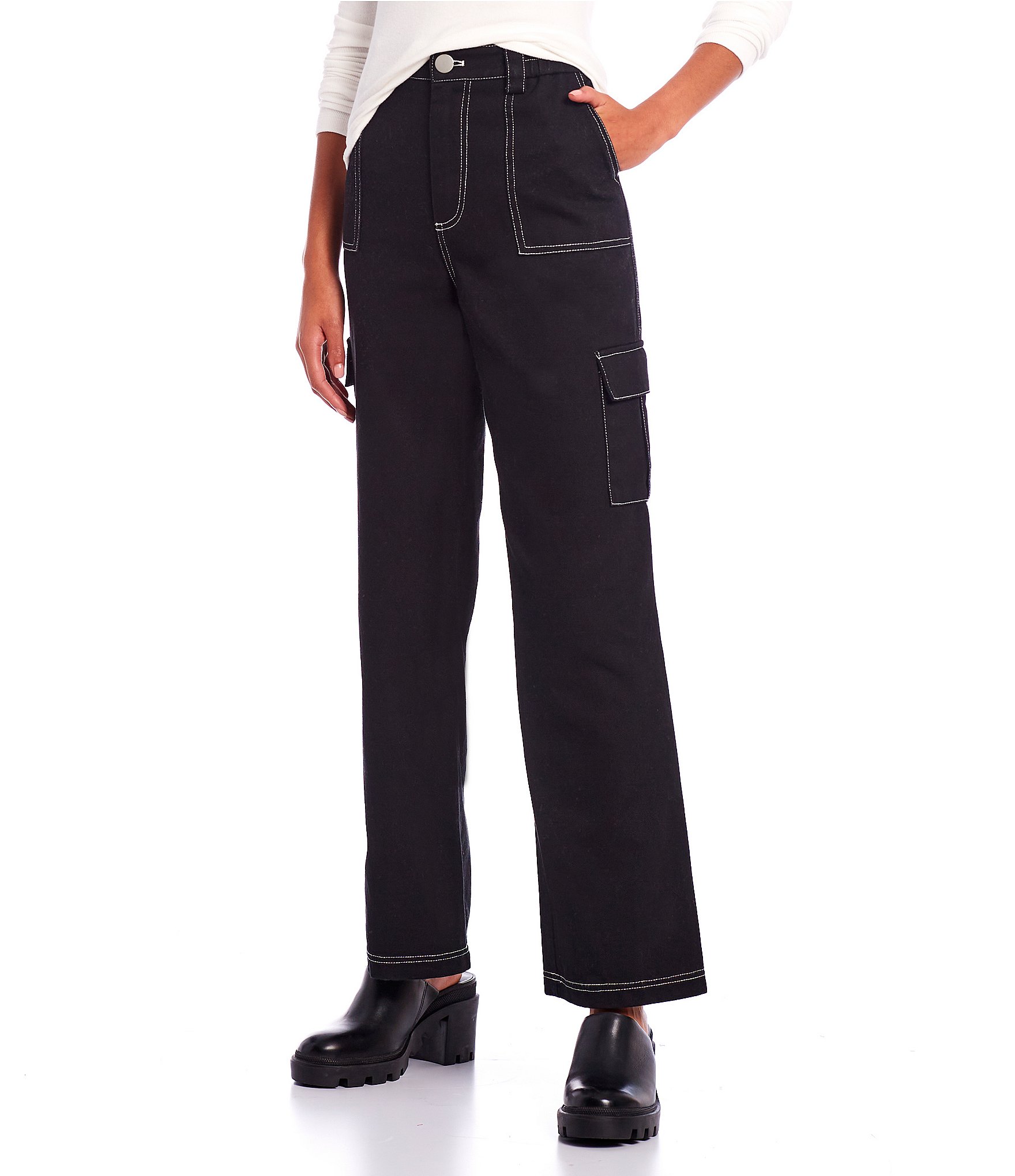 Buy Black Contrast Stitch Cargo Pants for Men Online in India -Beyoung