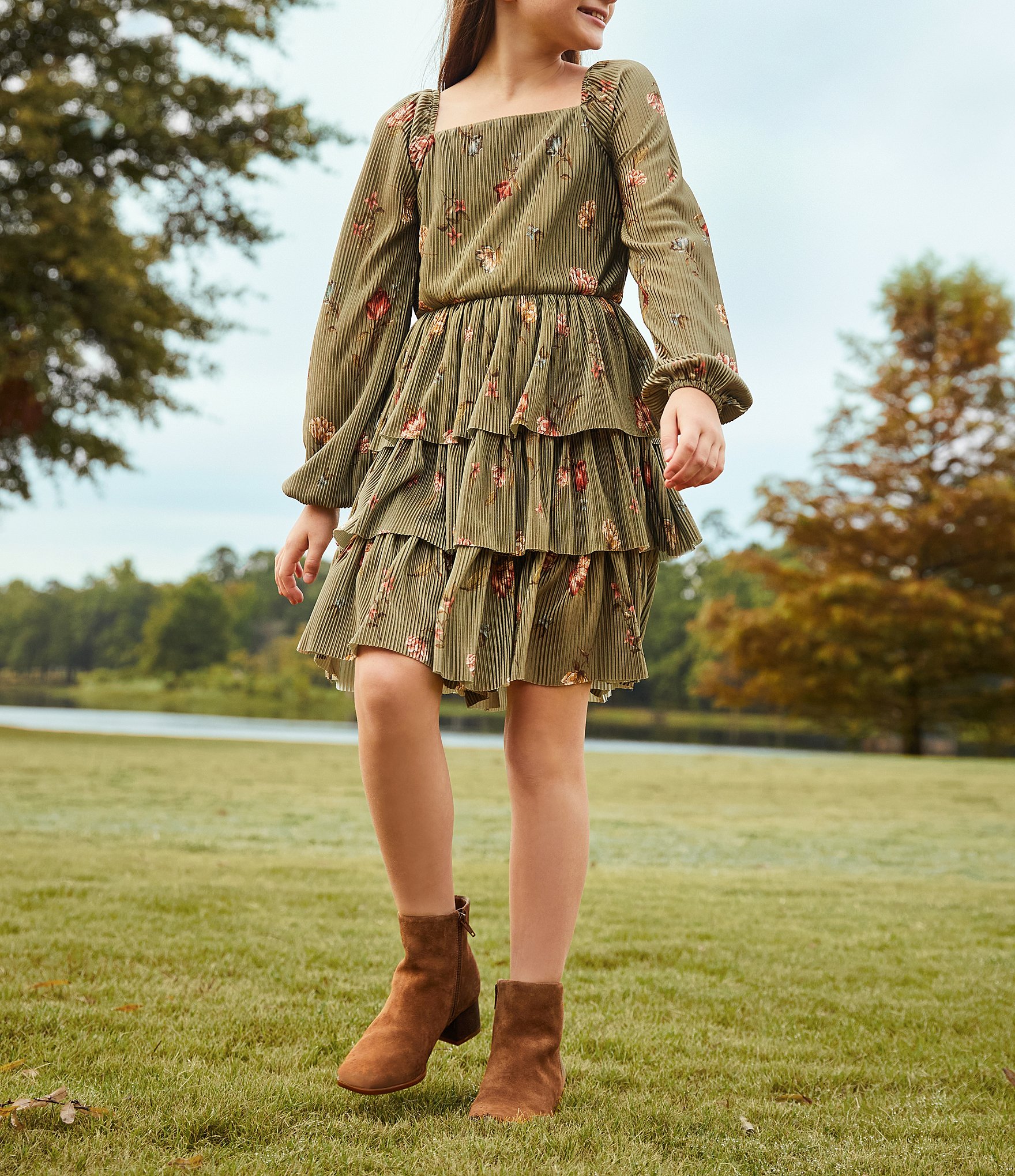 GB Girls' Shirley Suede Block Heel Booties (Toddler)