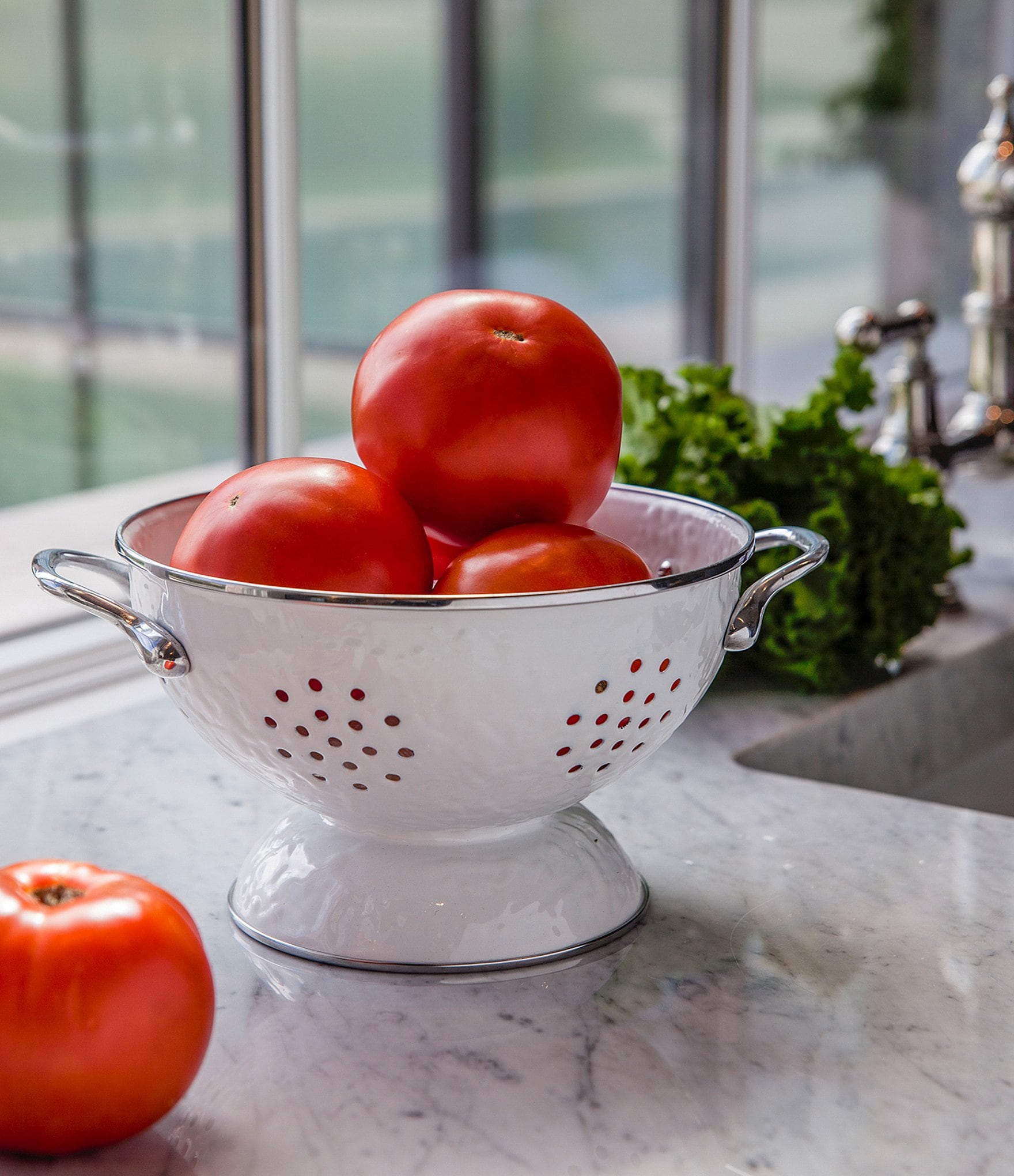 Golden Rabbit Enamelware Solid Texture Colander