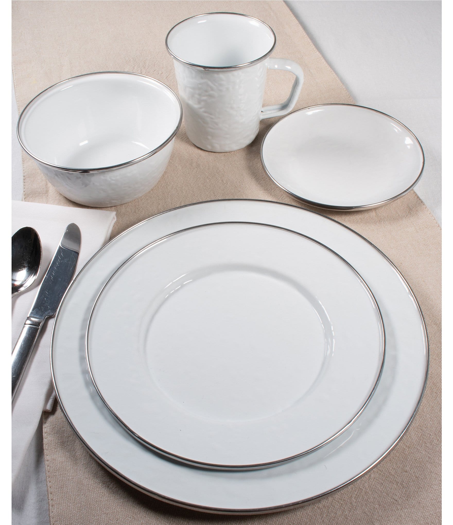 Golden Rabbit Enamelware Solid Texture Sandwich Plates