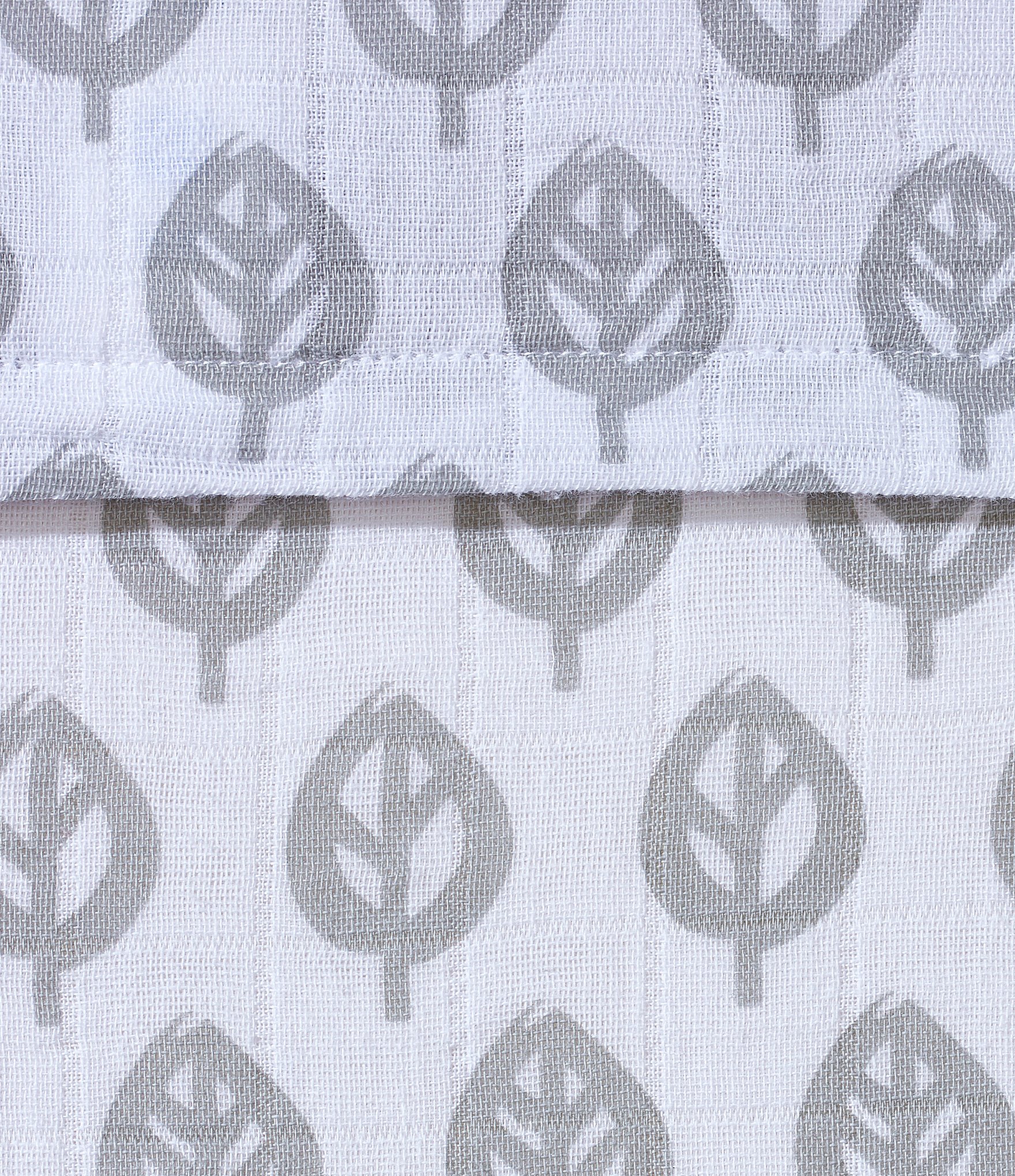 Halo Leaves Print Fitted Sheet For BassiNest