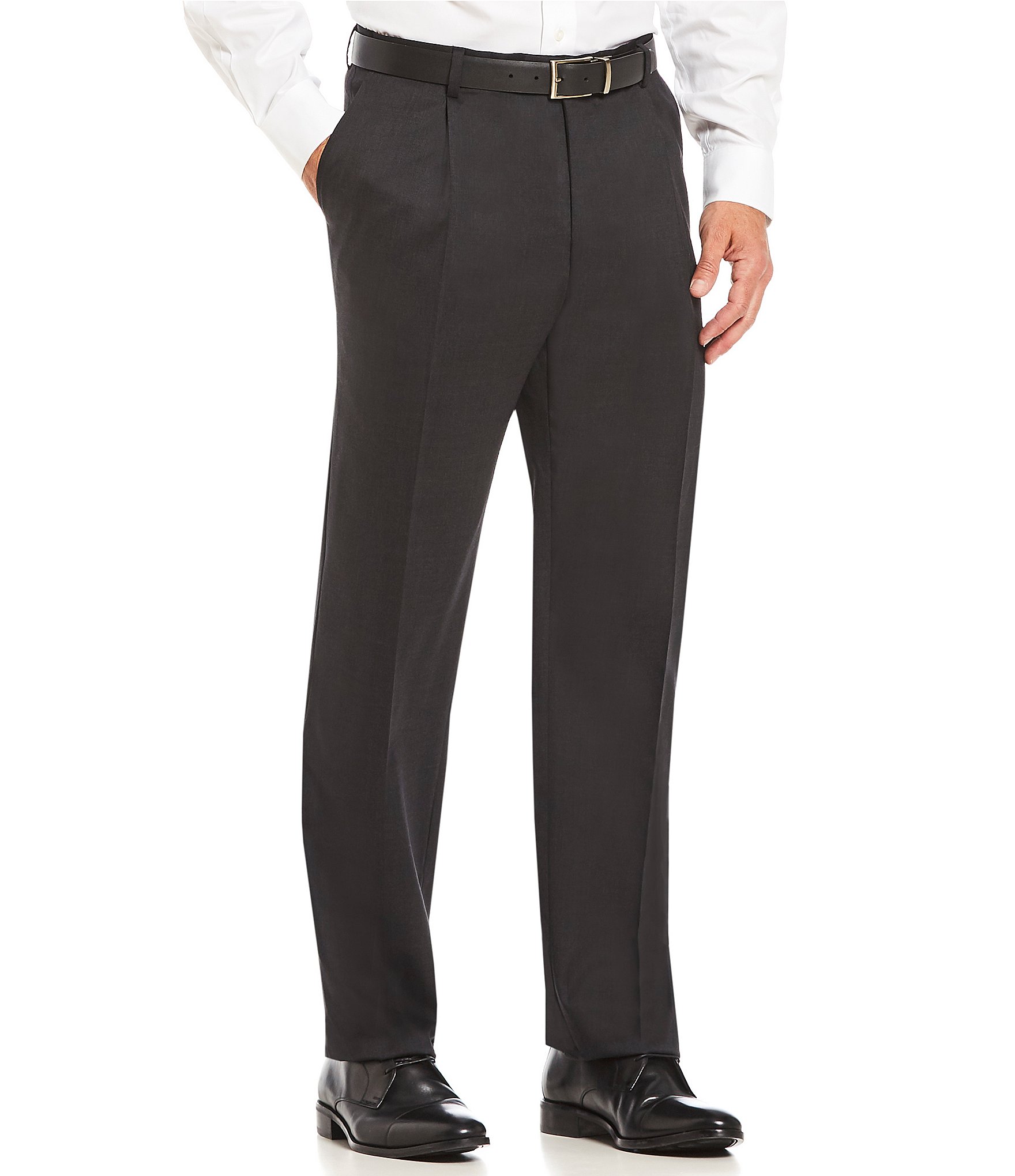 Hart Schaffner Marx Chicago Classic Fit Pleated Solid 2-Piece Suit