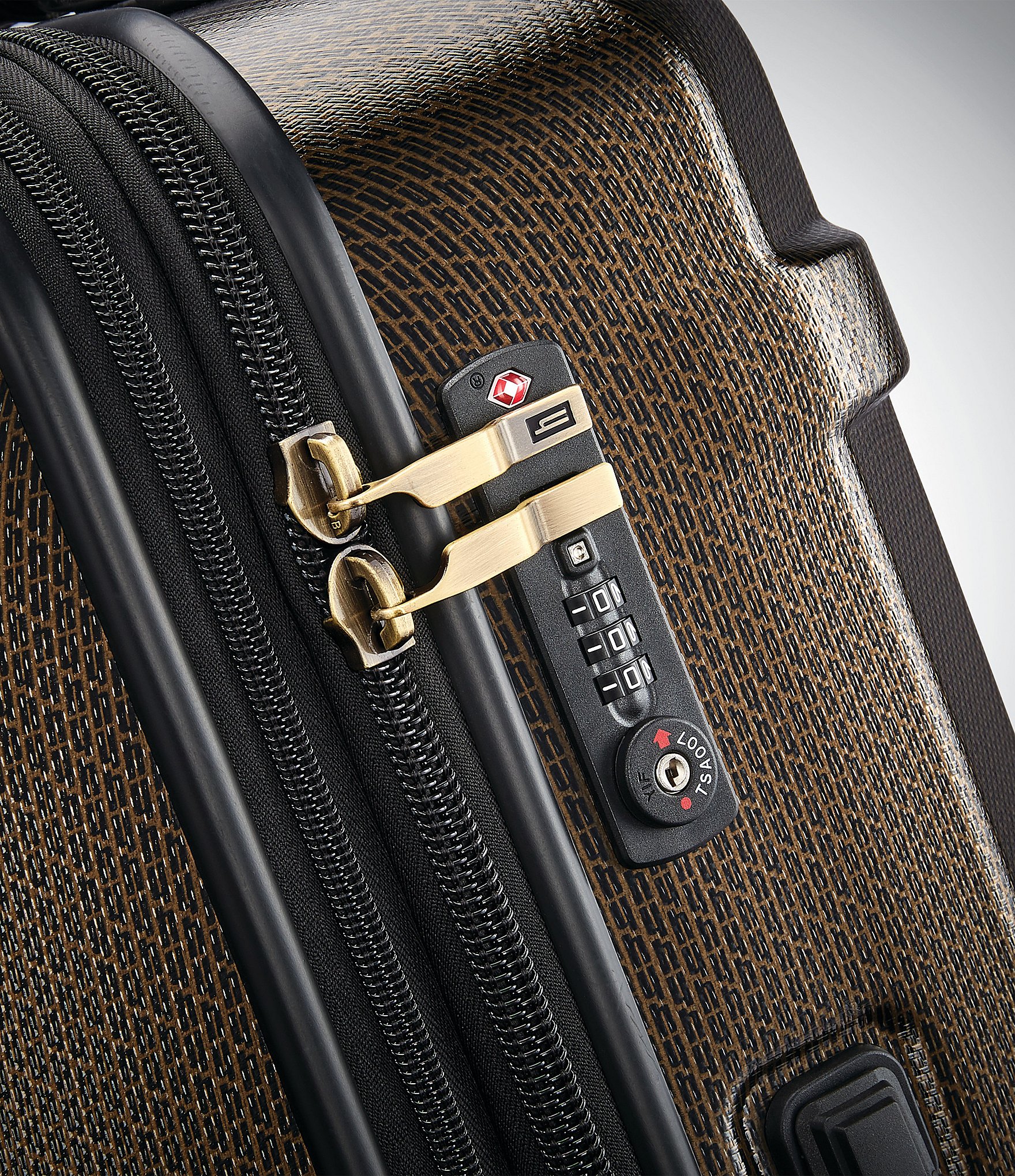 Hartmann Century Deluxe Hardside Medium Spinner Suitcase