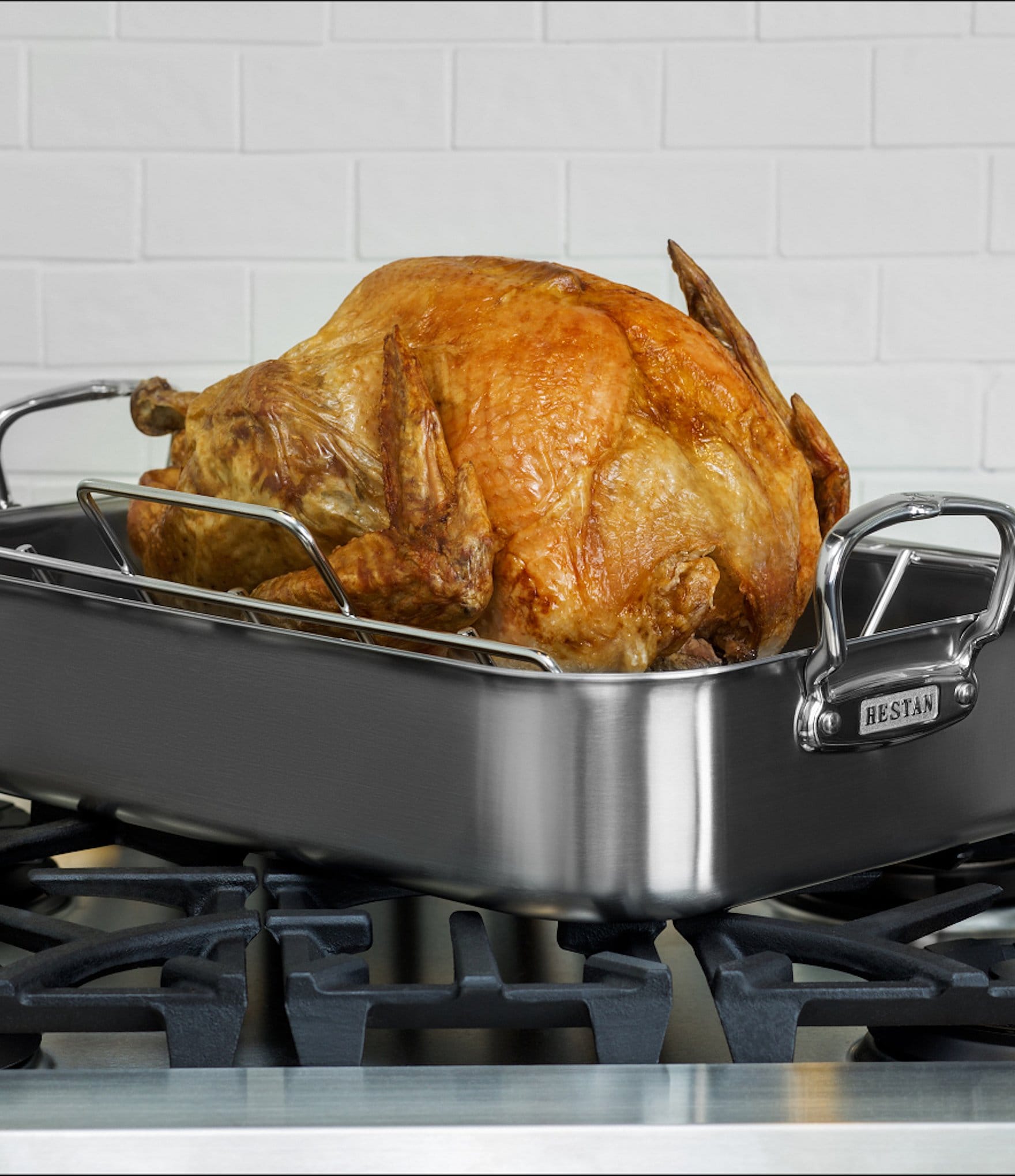 Hestan Provisions Collection Classic Roaster with Rack - Large