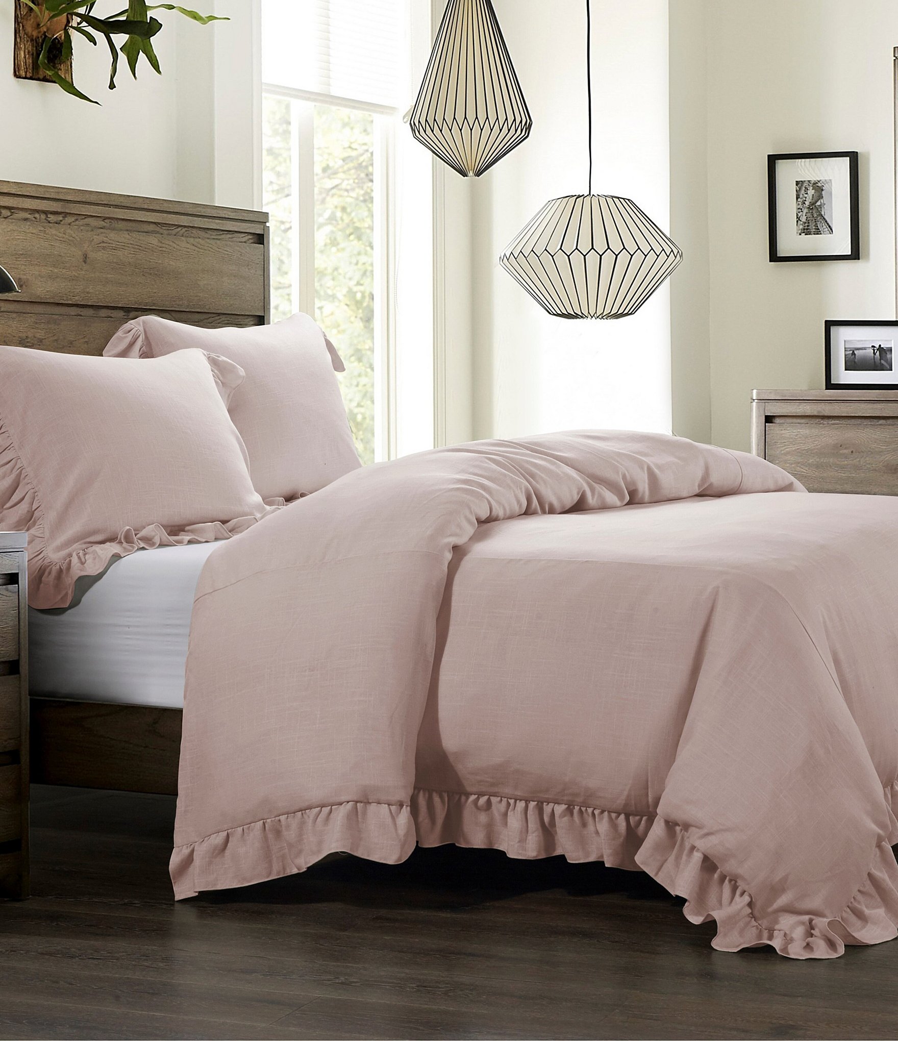 HiEnd Accents Lily Collection Washed Linen Ruffled Duvet Cover