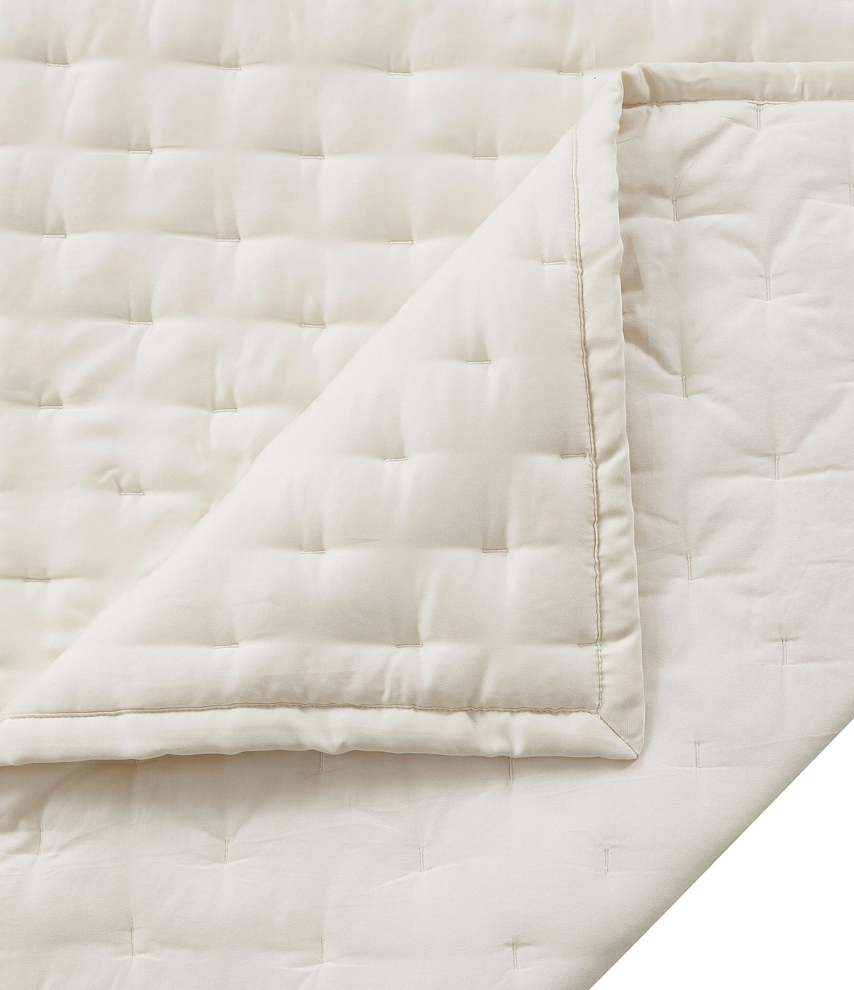 HiEnd Accents Lyocell Quilt