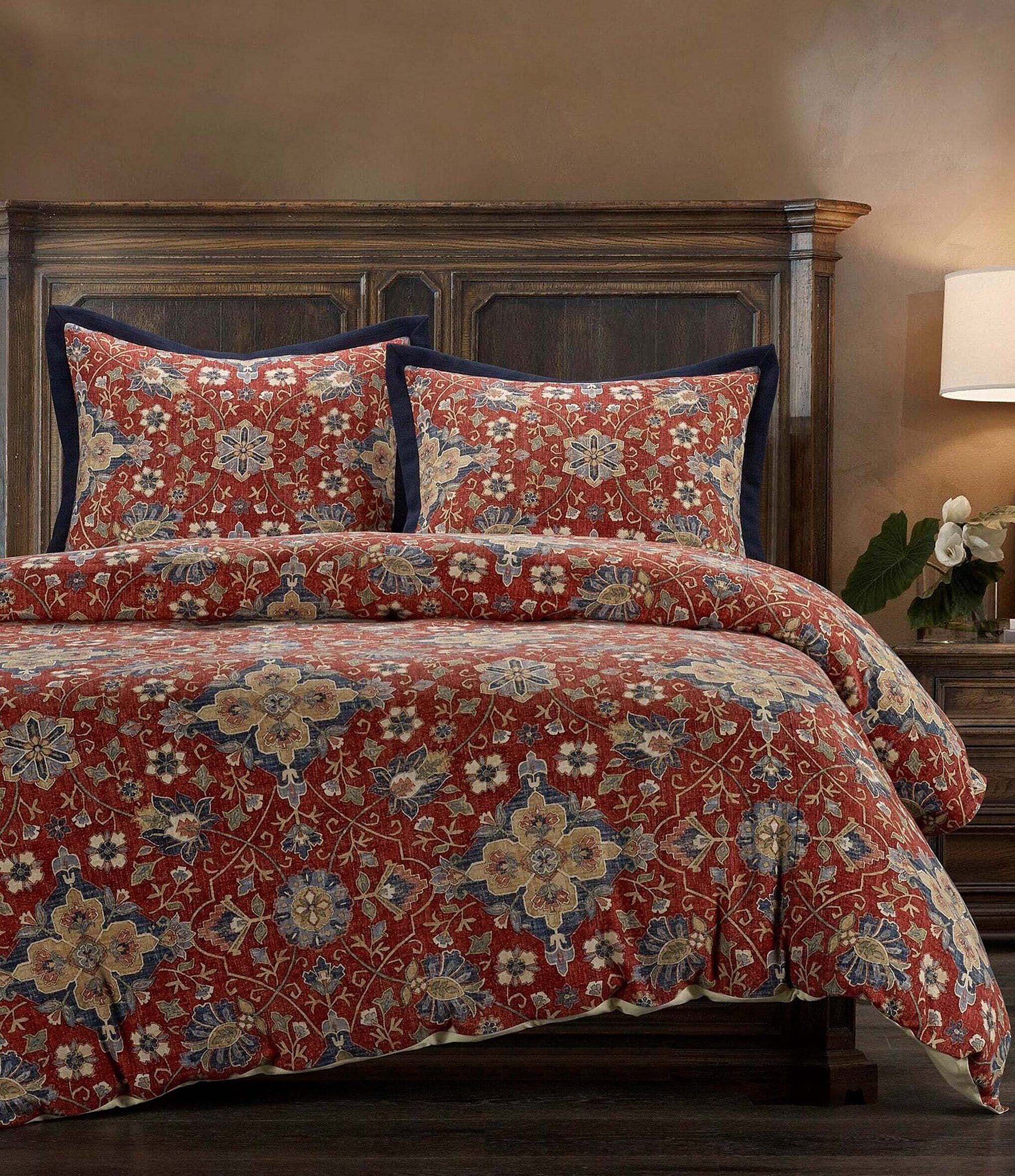 HiEnd Accents Melinda Washed Linen Medallion Print Comforter Mini Set