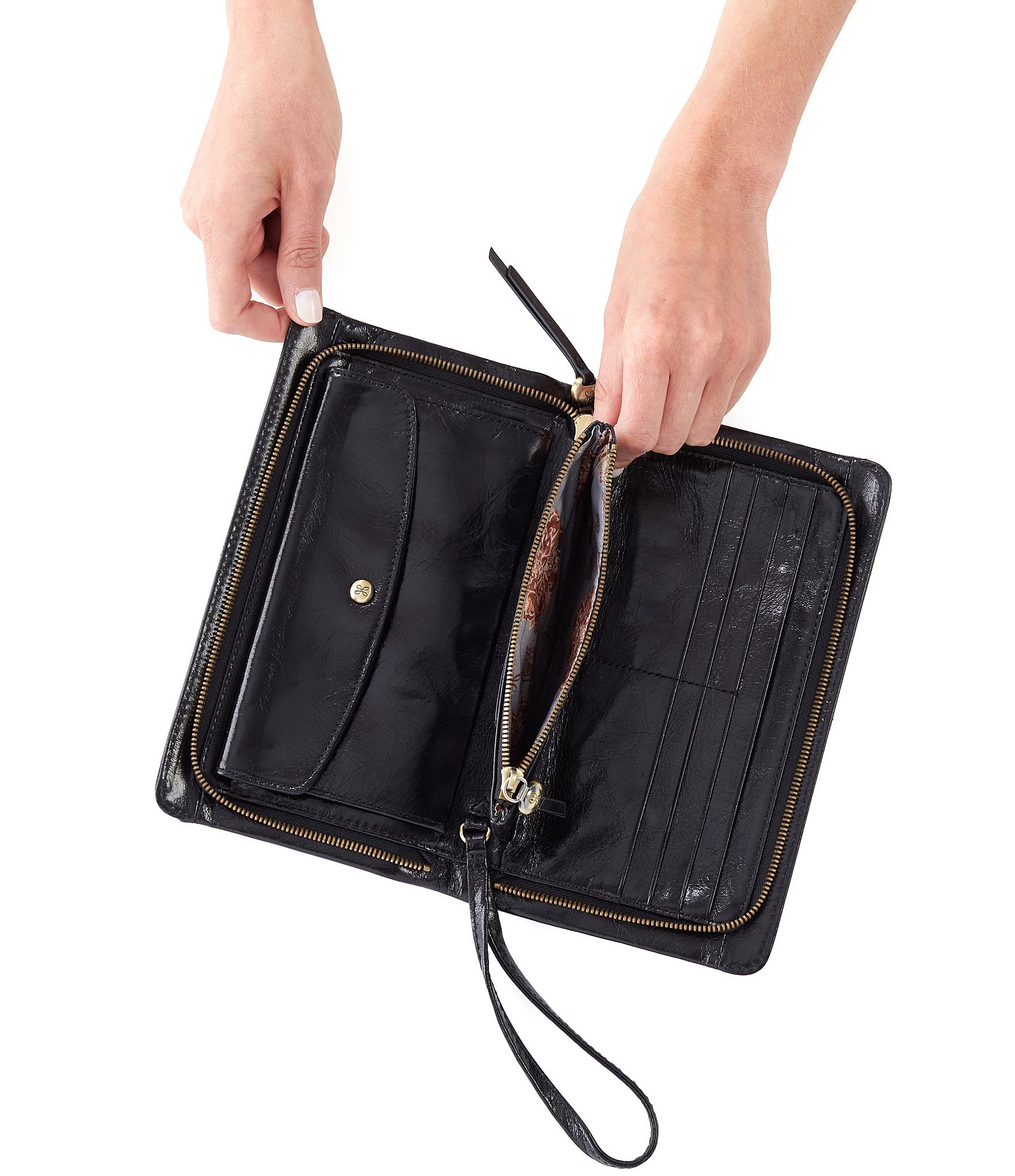 HOBO Evolve Wristlet