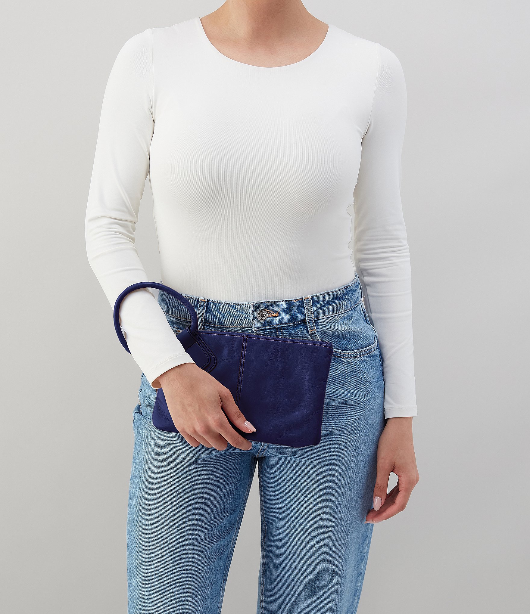 HOBO Sable Leather Ring-Handle Wristlet