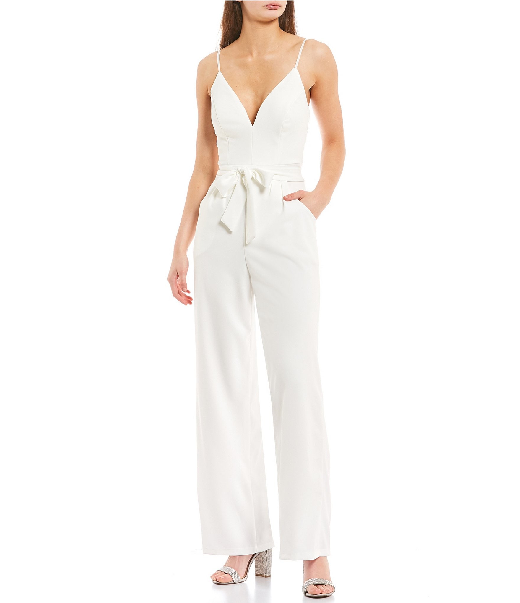 Strappy V Neck Jumpsuit – Raw Fashion