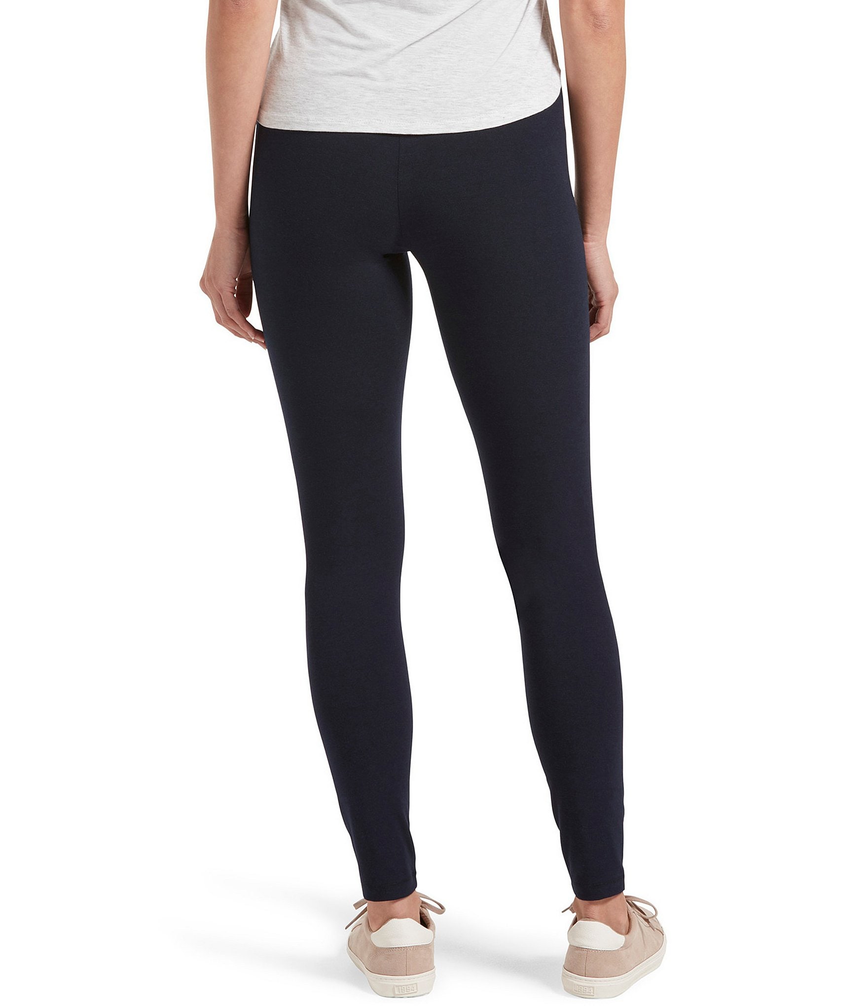 HUE Ultra Wide-Waistband Leggings