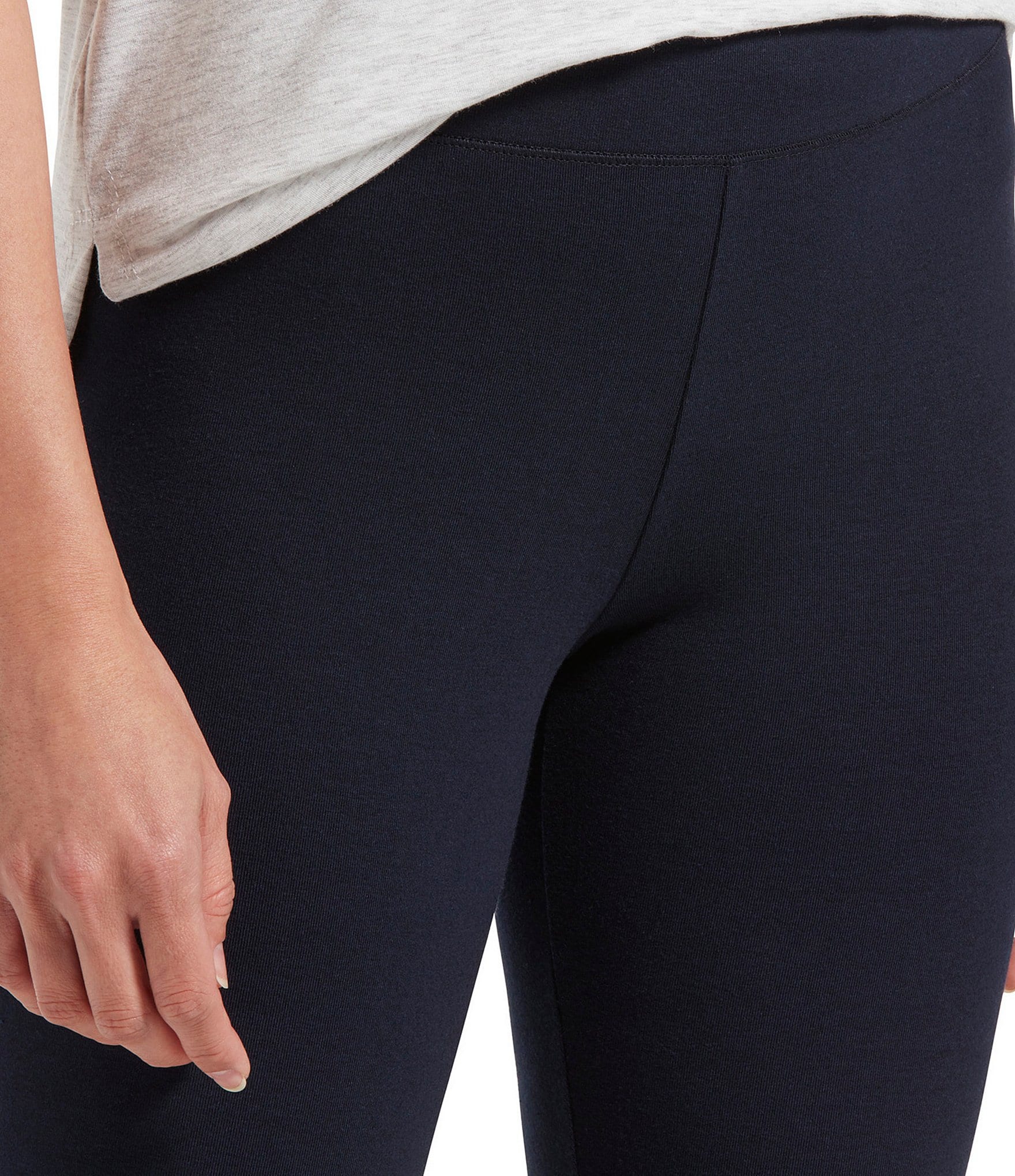 HUE Ultra Wide-Waistband Leggings