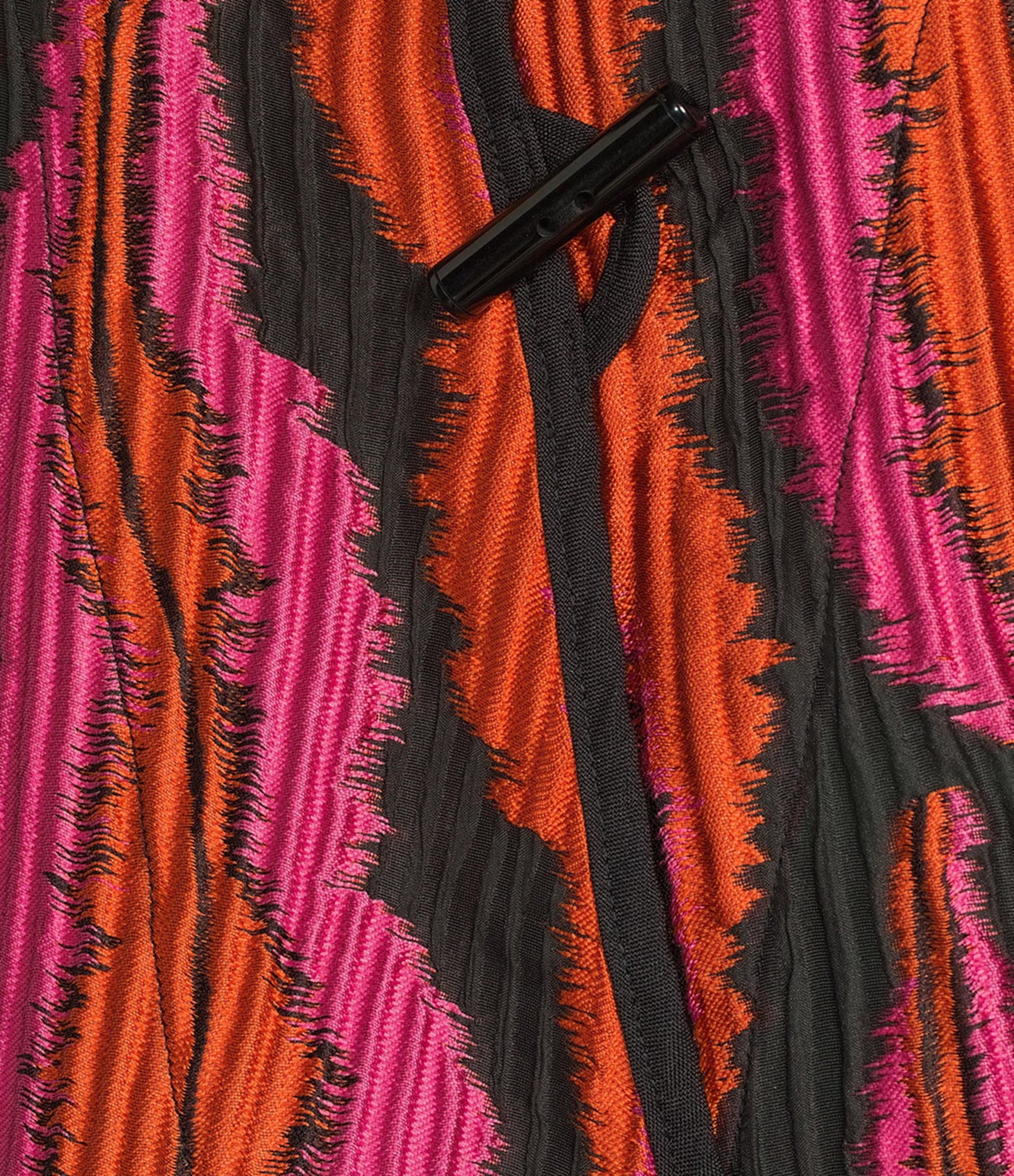 IC Collection Texture Graphic Jacquard High Neck Long Sleeve Jacket