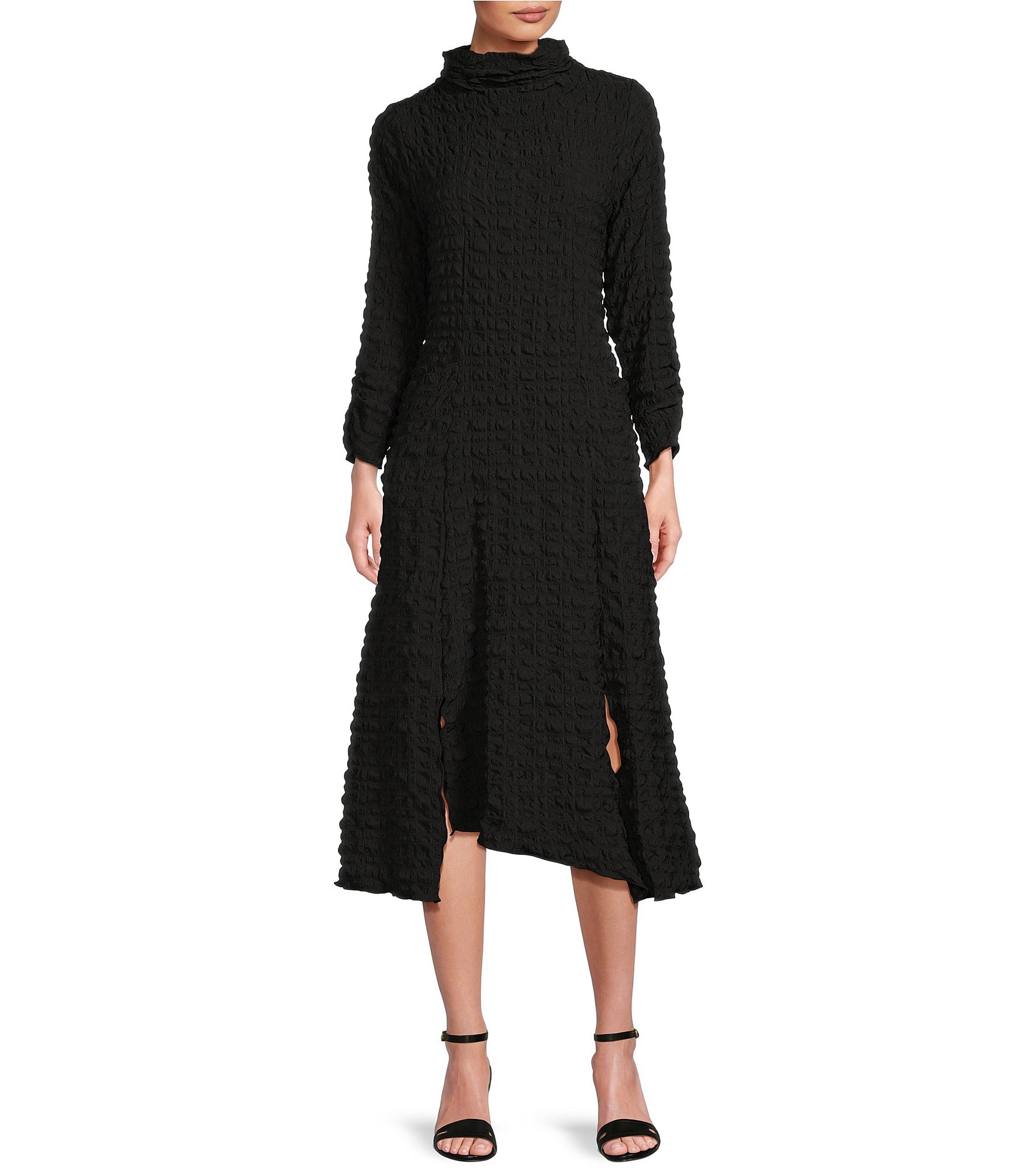 IC Collection Textured Bubble Check Pucker Woven Mock Neck 3