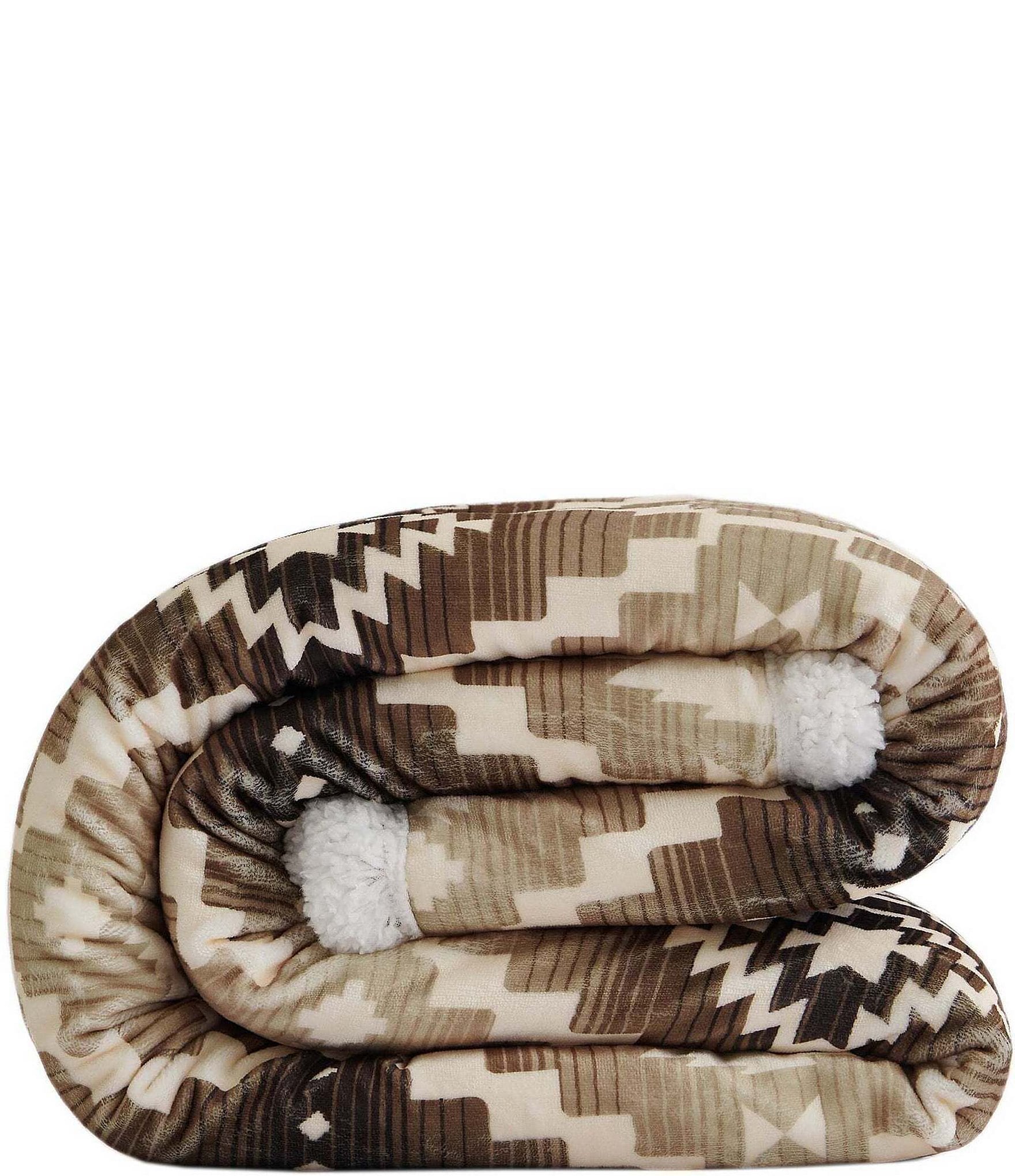 HiEnd Accents x Indigo Hill Chalet Western Campfire Sherpa Throw