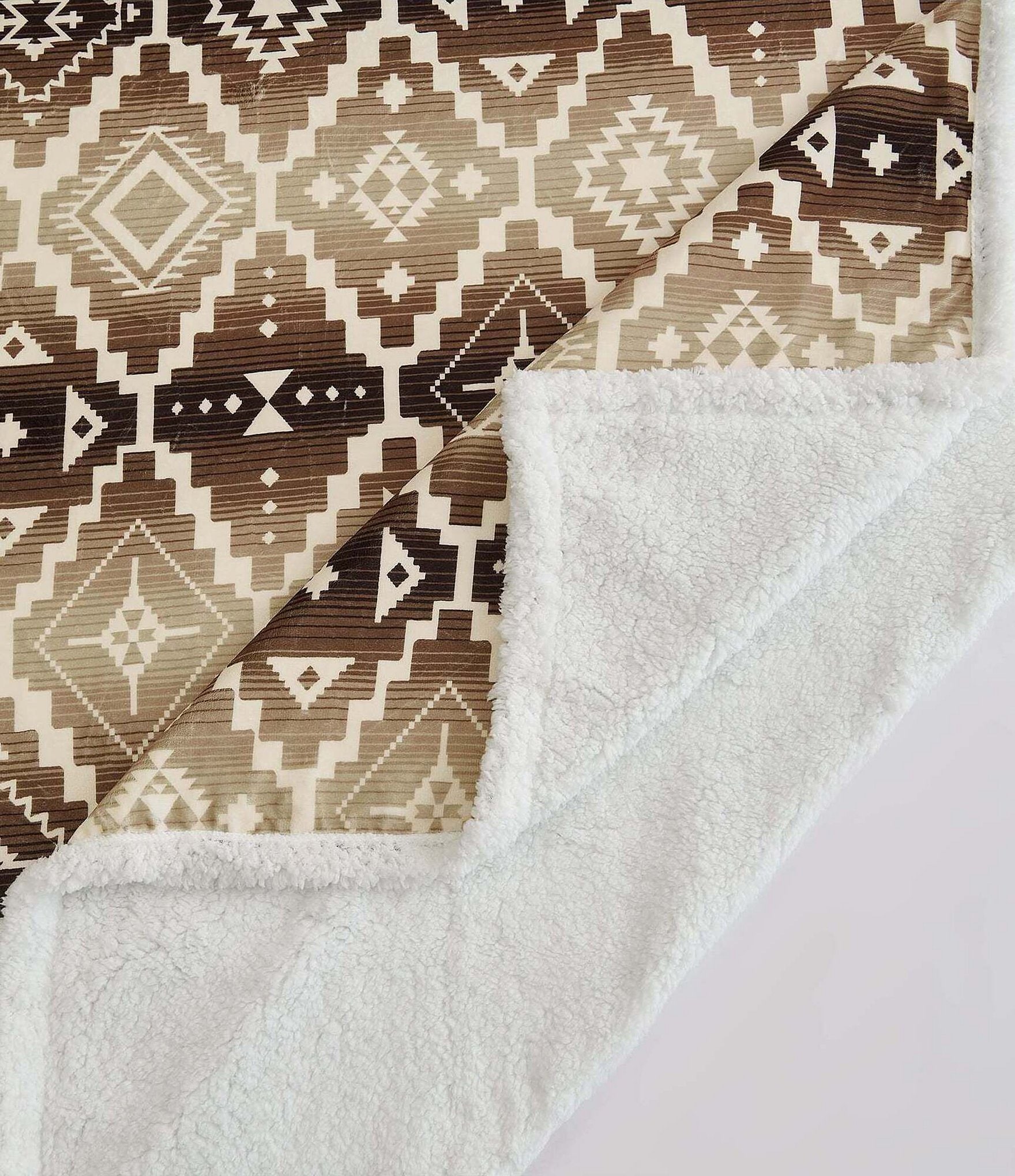 HiEnd Accents x Indigo Hill Chalet Western Campfire Sherpa Throw