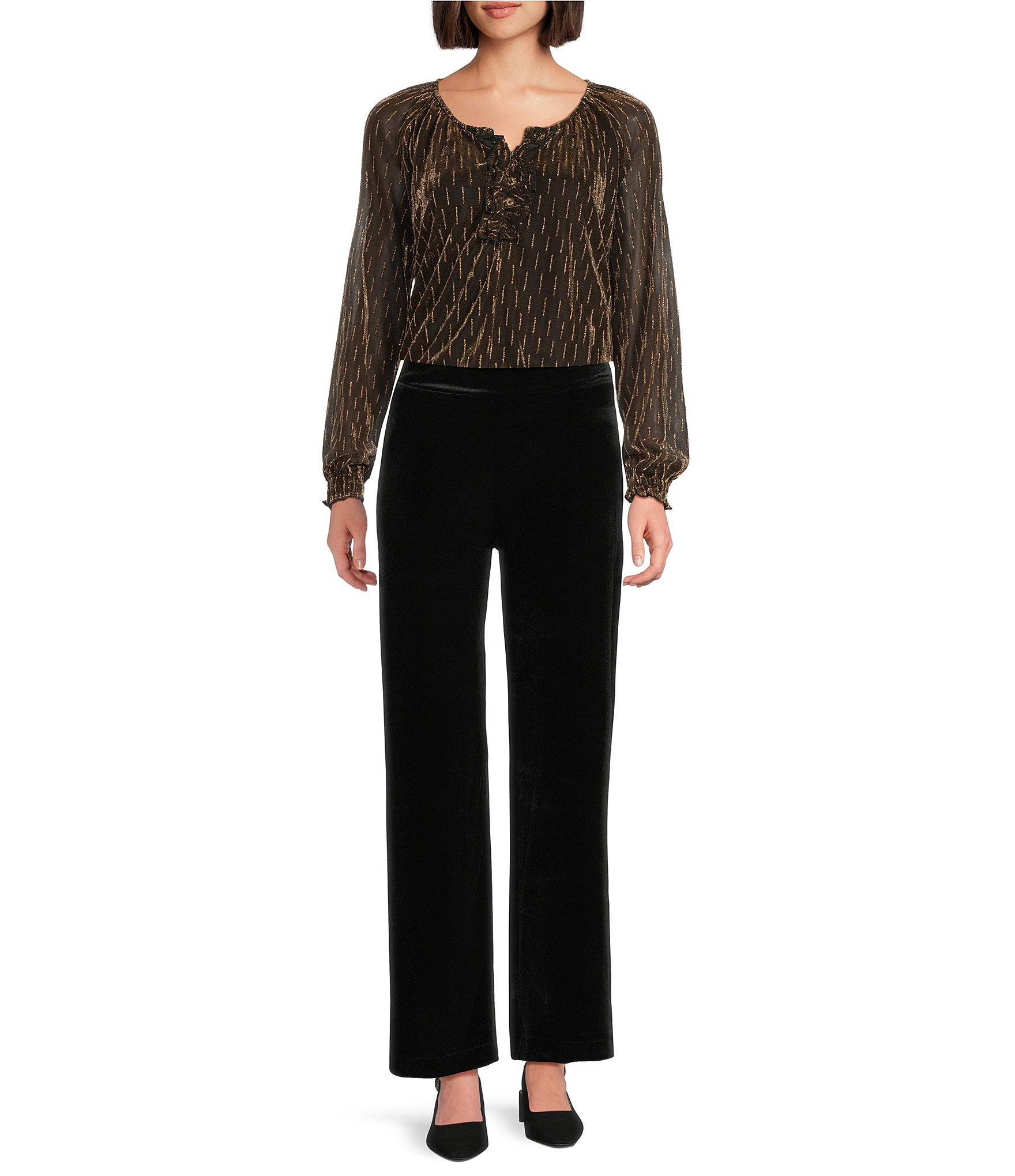 Intro Metallic Clip Dot Split V-Neck 3/4 Sleeve Ruffle Blouse