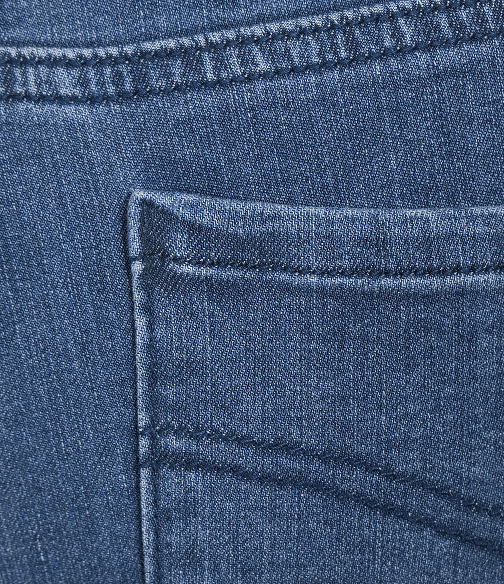 Intro Plus Size Dahlia Freedom Denim Capri Pull-On Pants