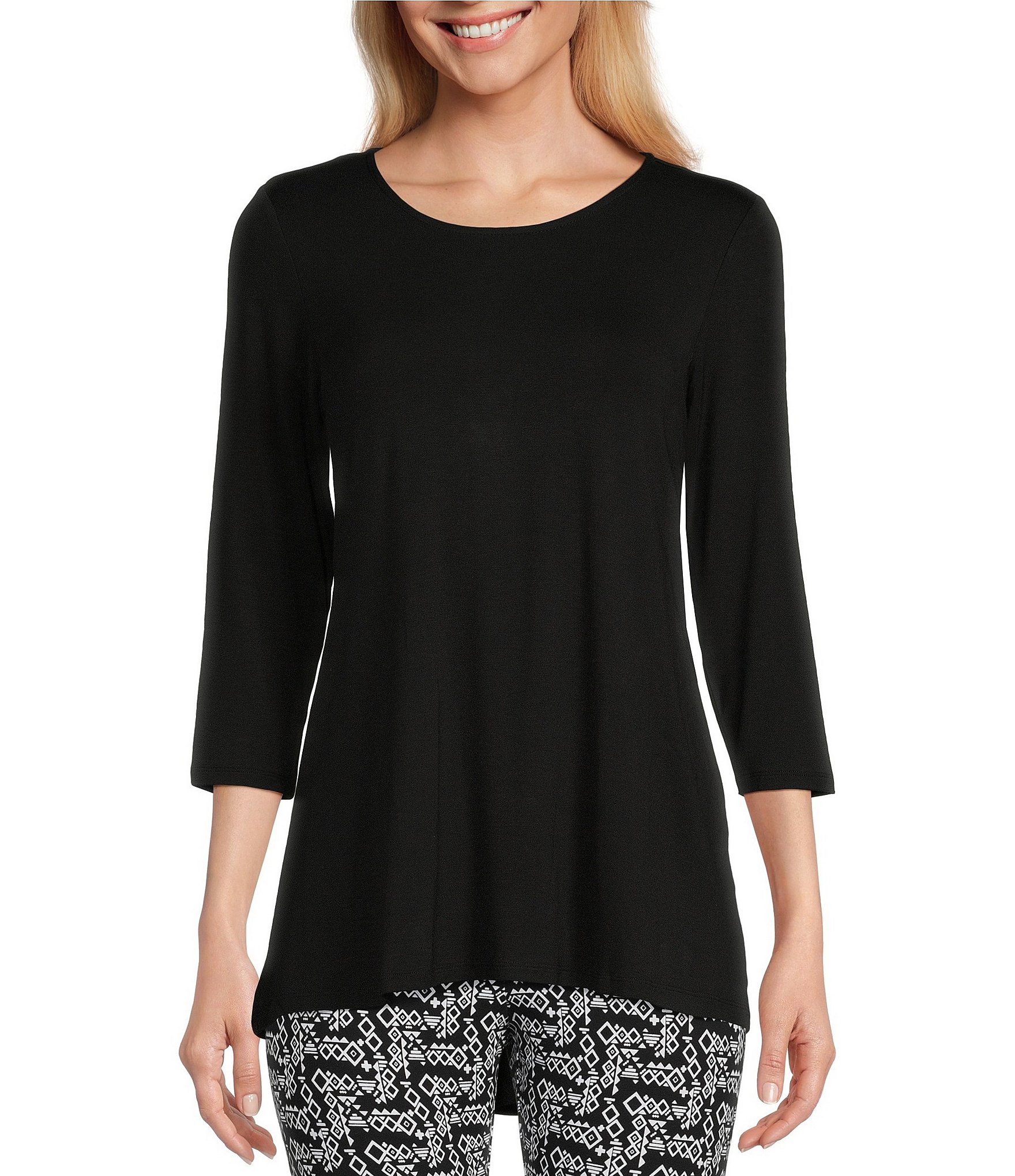 Intro Scoop Neck 3/4 Sleeve Pleat Back High-Low Hem Legging Tee Shirt