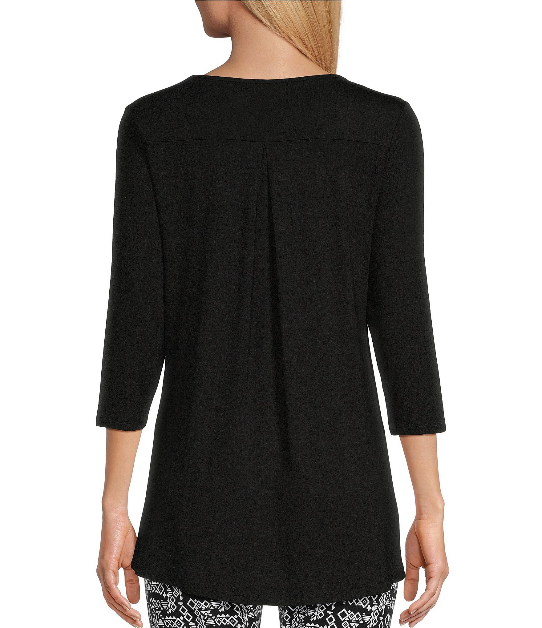 Intro Scoop Neck 3/4 Sleeve Pleat Back High-Low Hem Legging Tee Shirt