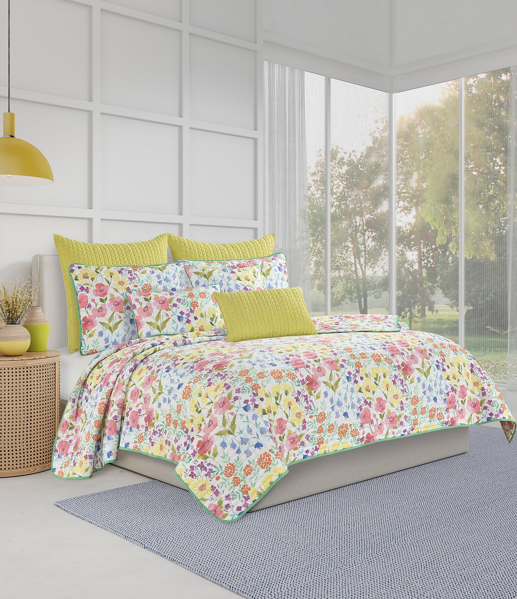 Laura Ashley Ailyn Patchwork Floral Comforter and Pillow Set